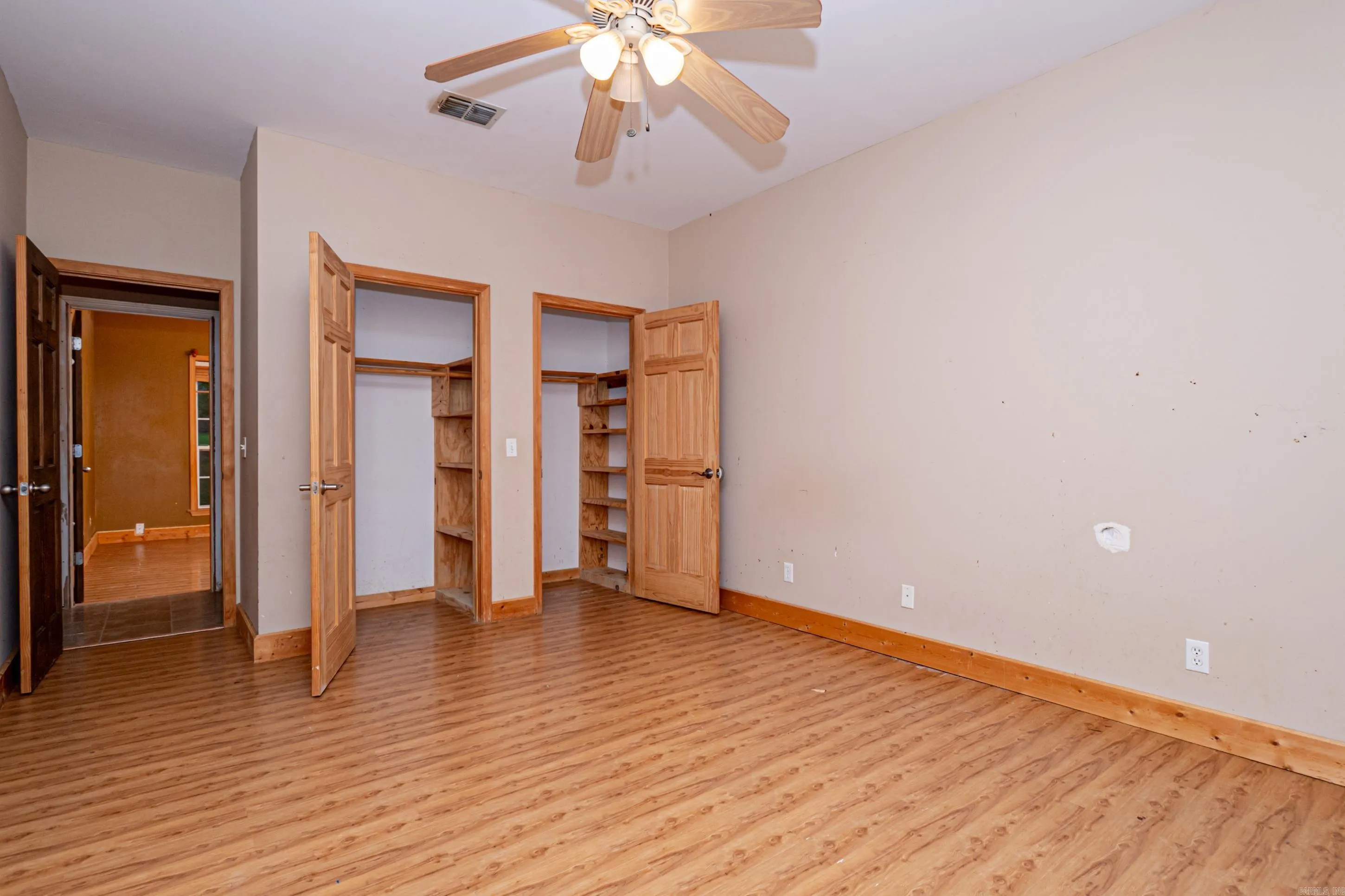 Property at 114  Colony east dr - Image 7