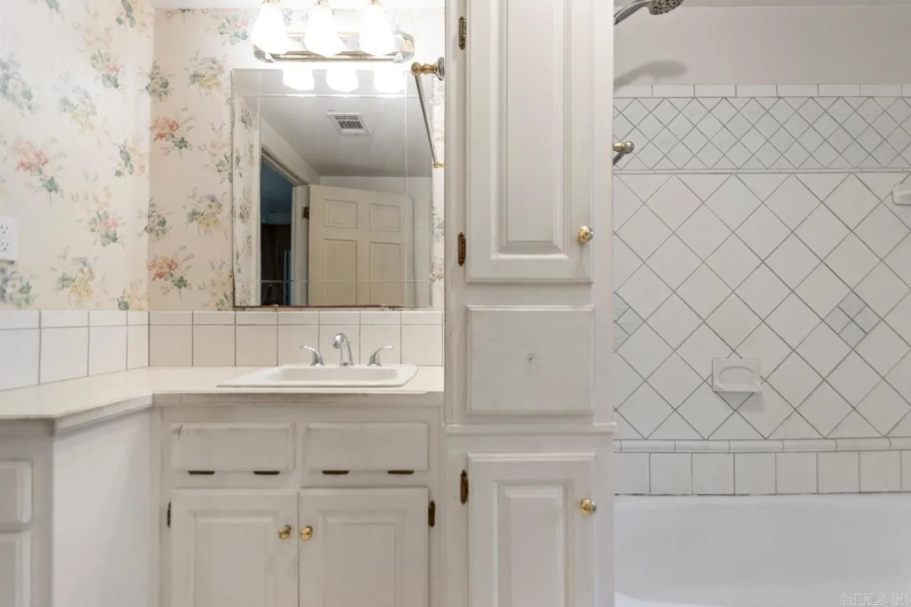 Property at 173  Grant 82 - Image 31