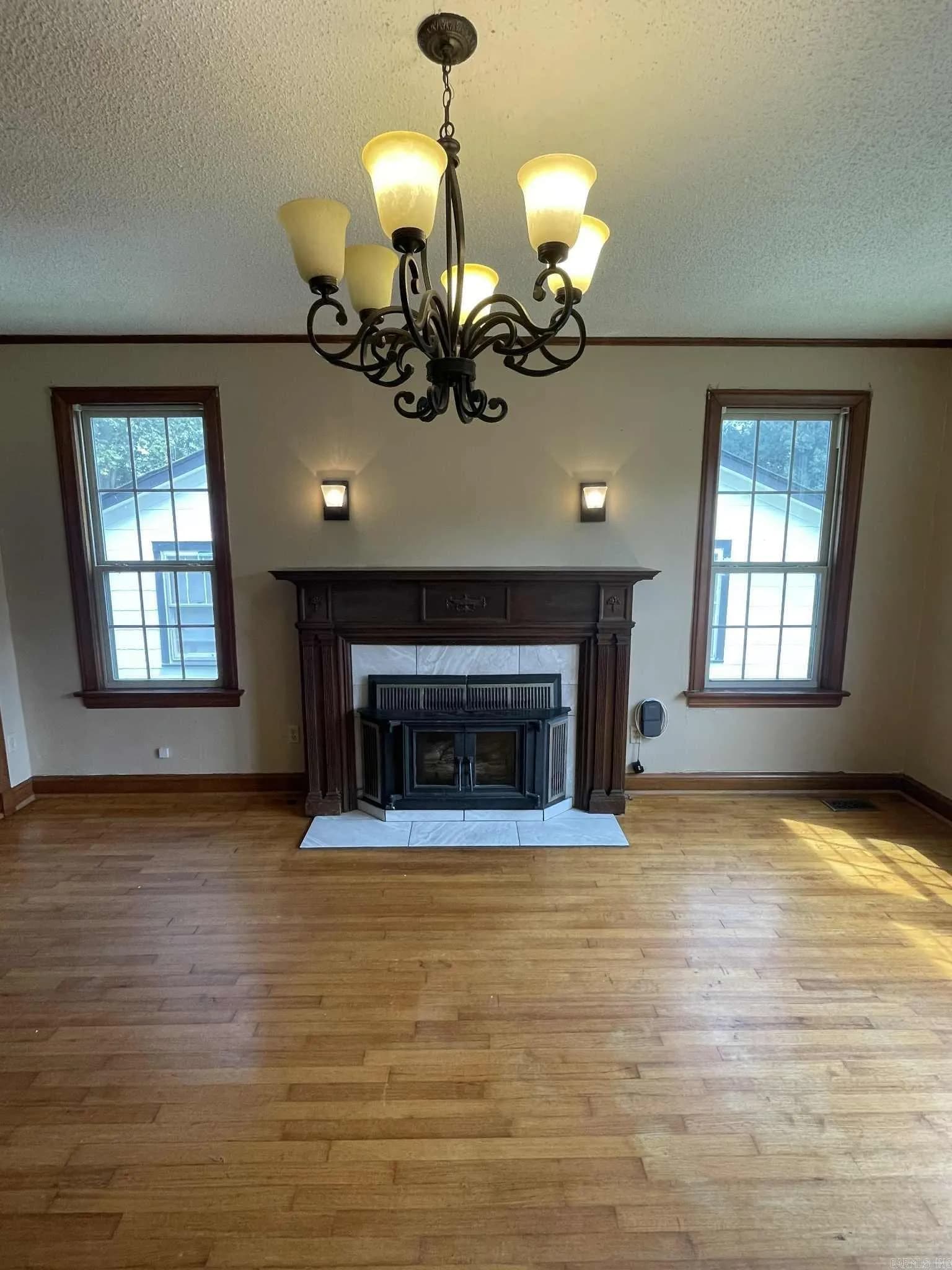 Property at 808 S College - Image 11