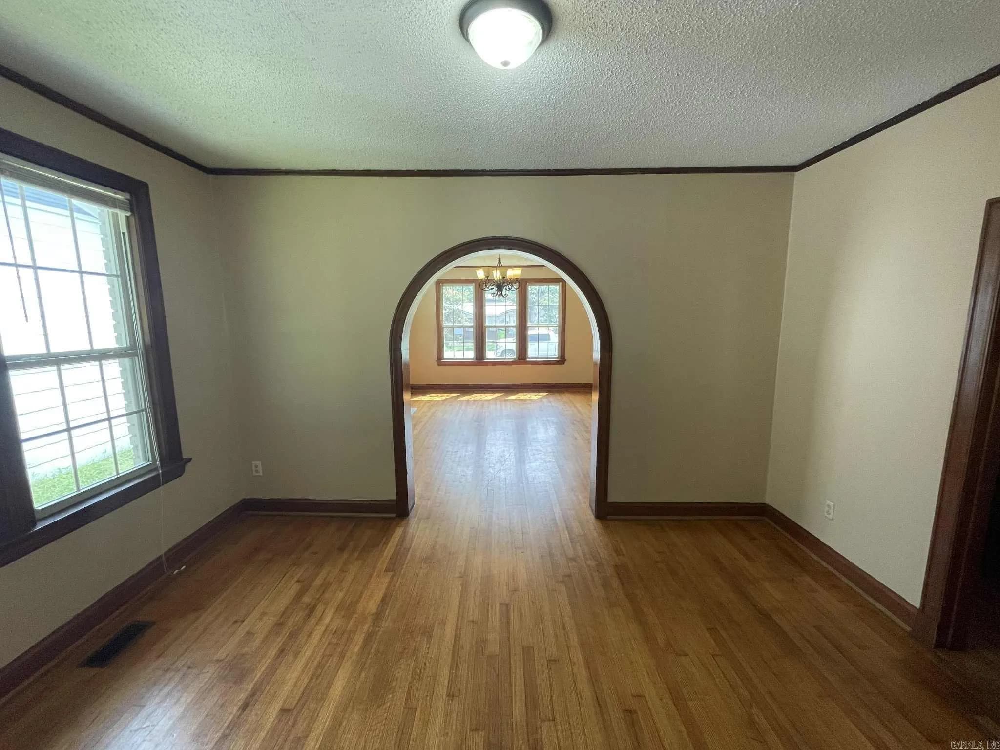 Property at 808 S College - Image 16