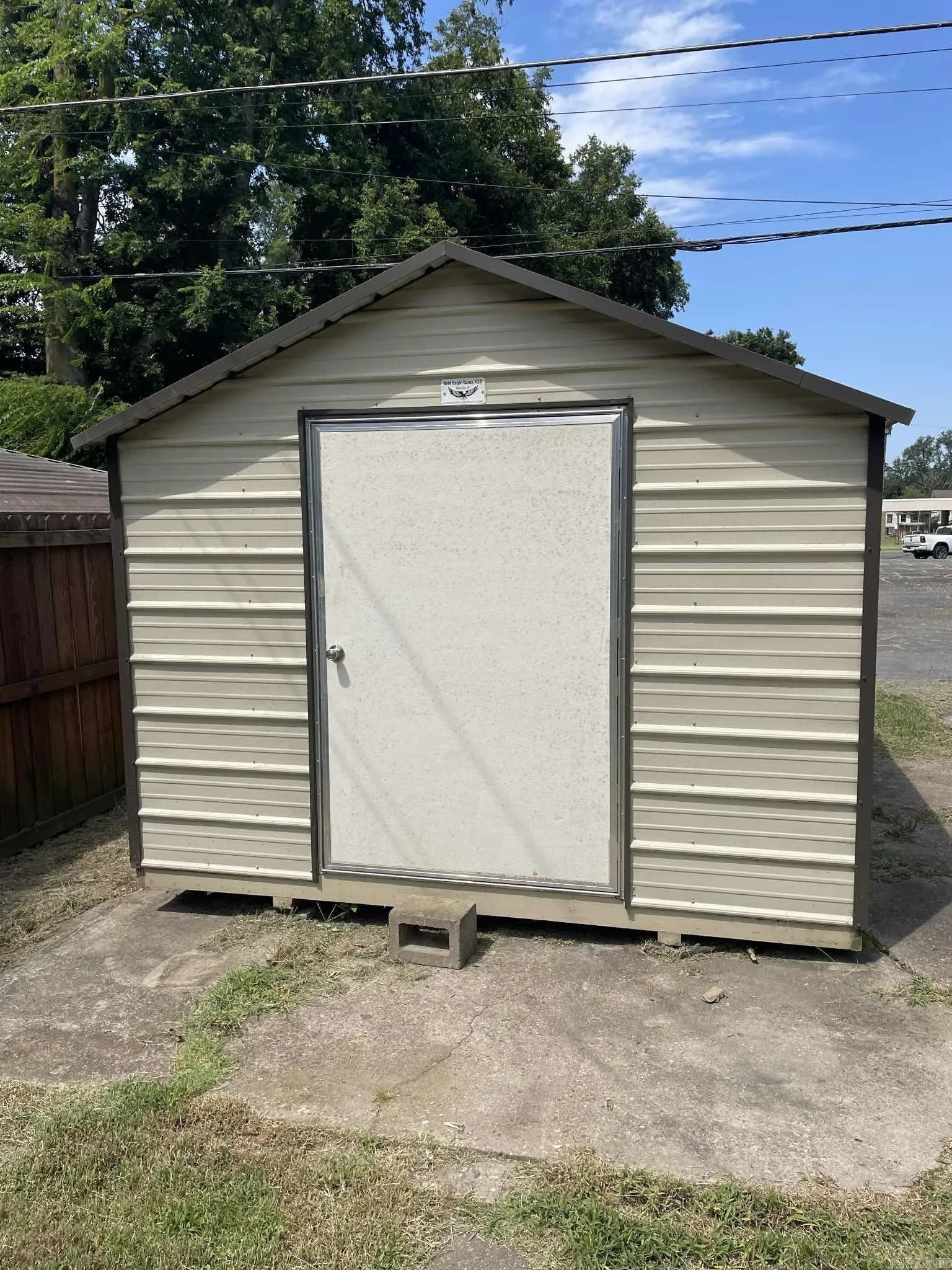 Property at 808 S College - Image 31