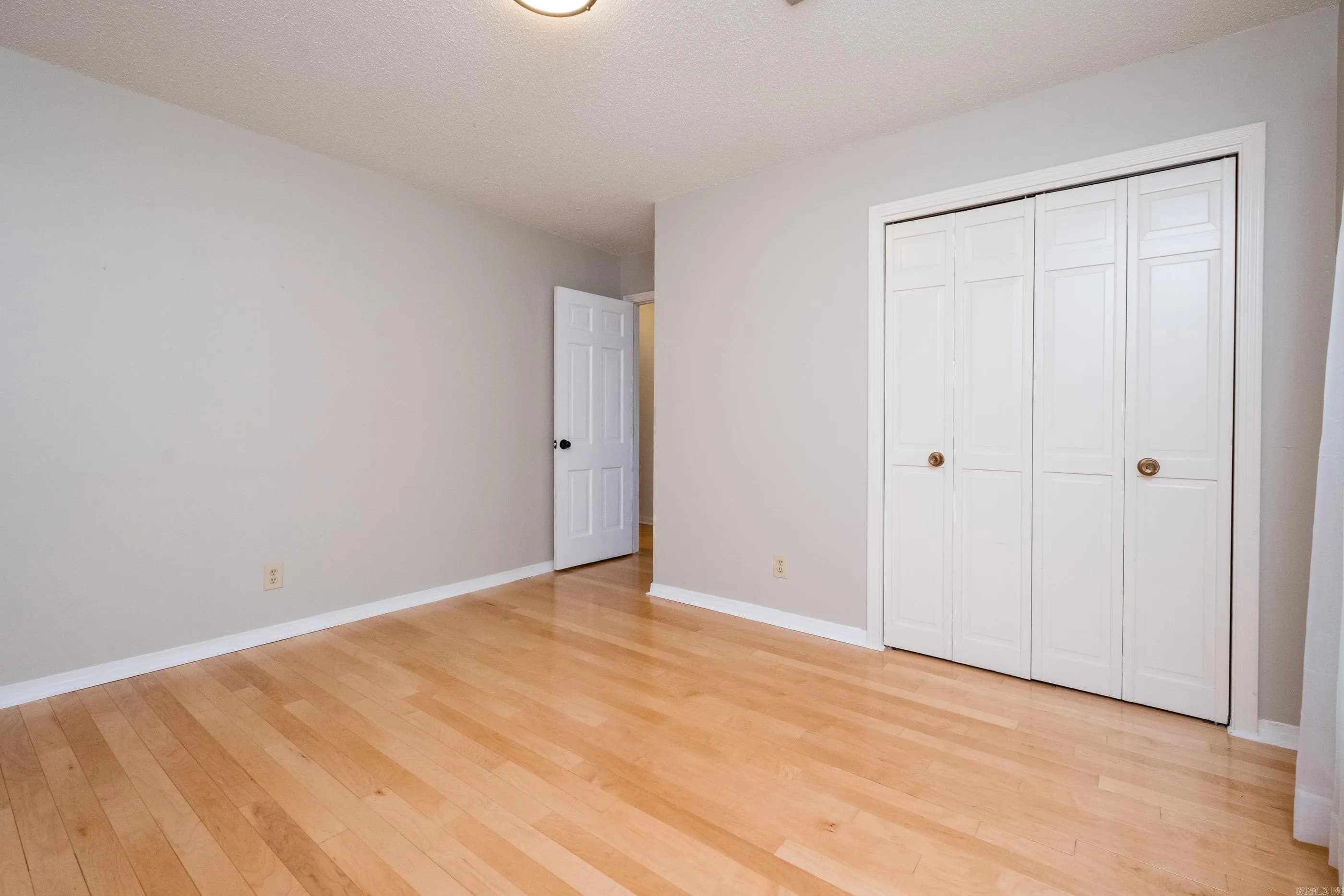 Property at 2016  Topf - Image 27