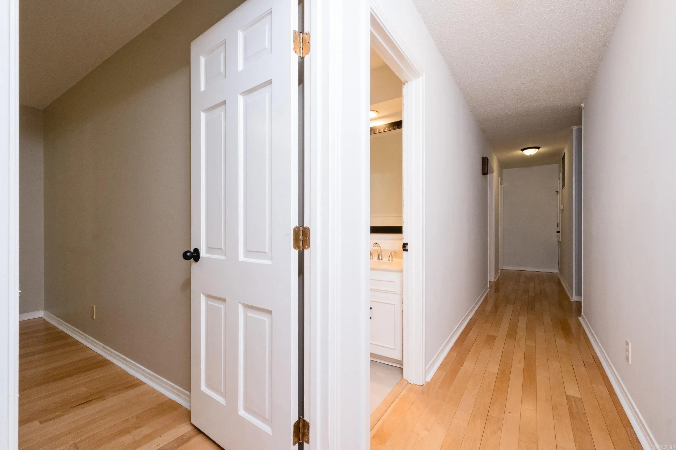 Property at 2016  Topf - Image 24