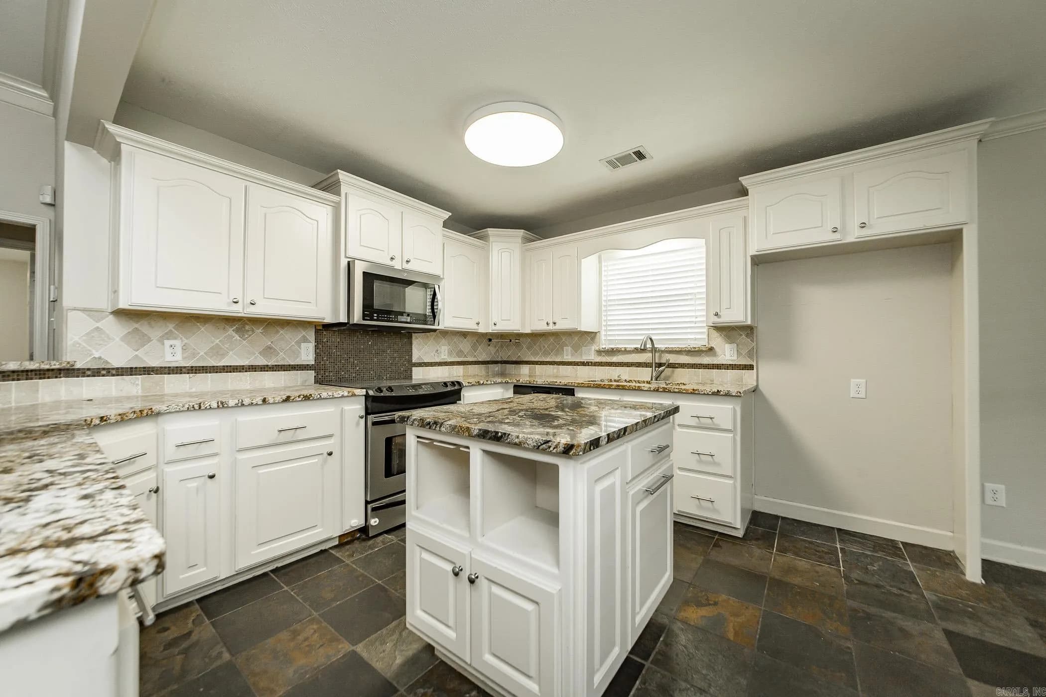 Property at 130  Alma - Image 12