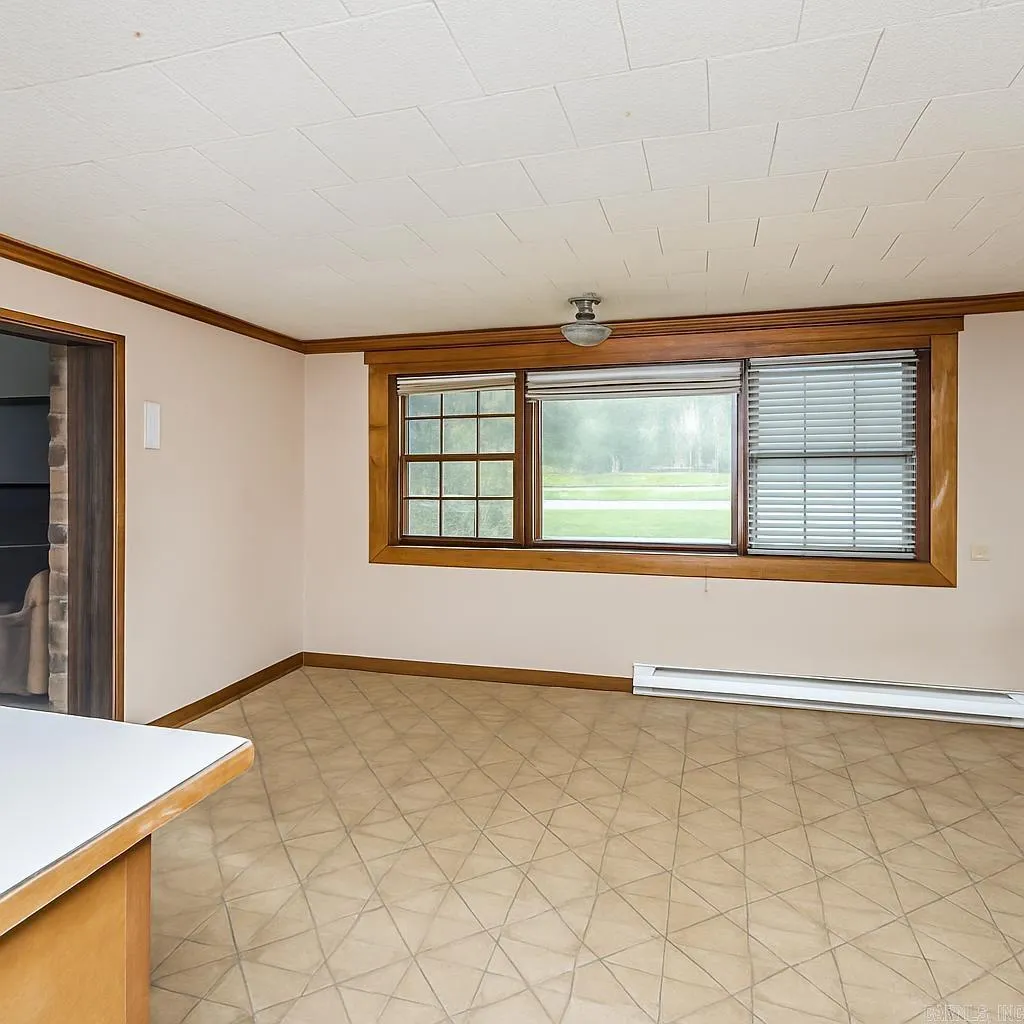 Property at 2331  Us-65 - Image 5