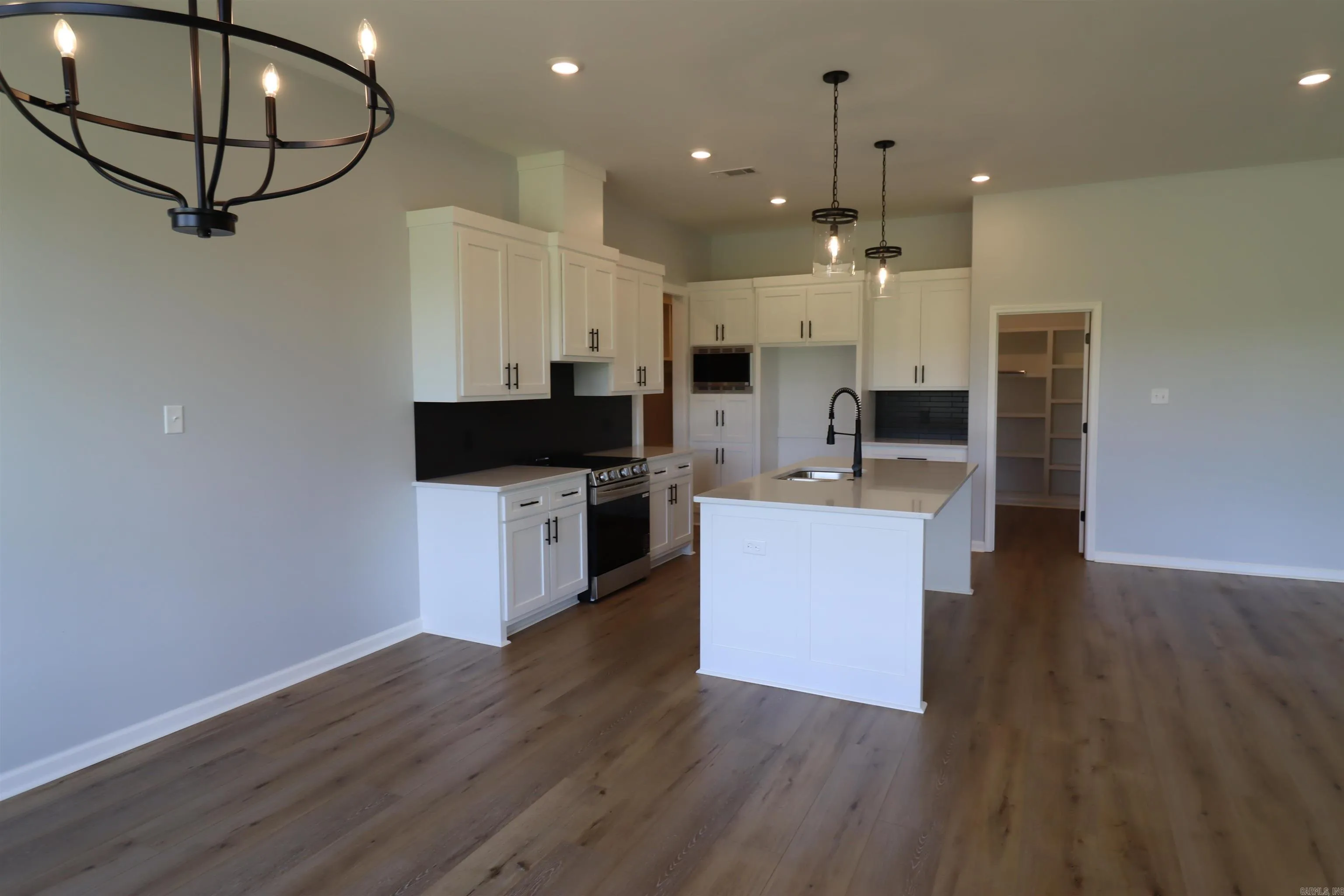 Property at 220  Kelton - Image 4
