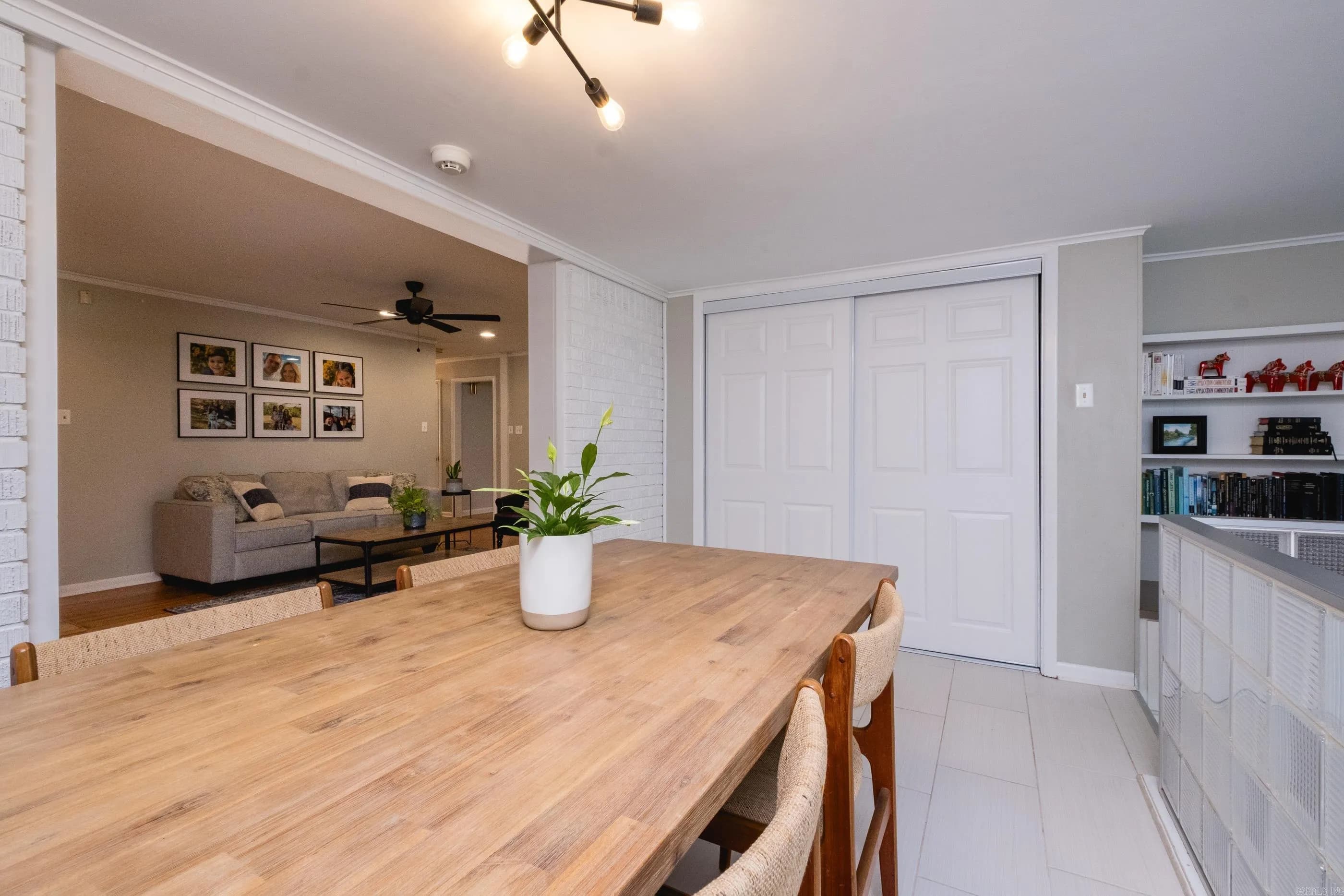 Property at 4509  Crestline - Image 16