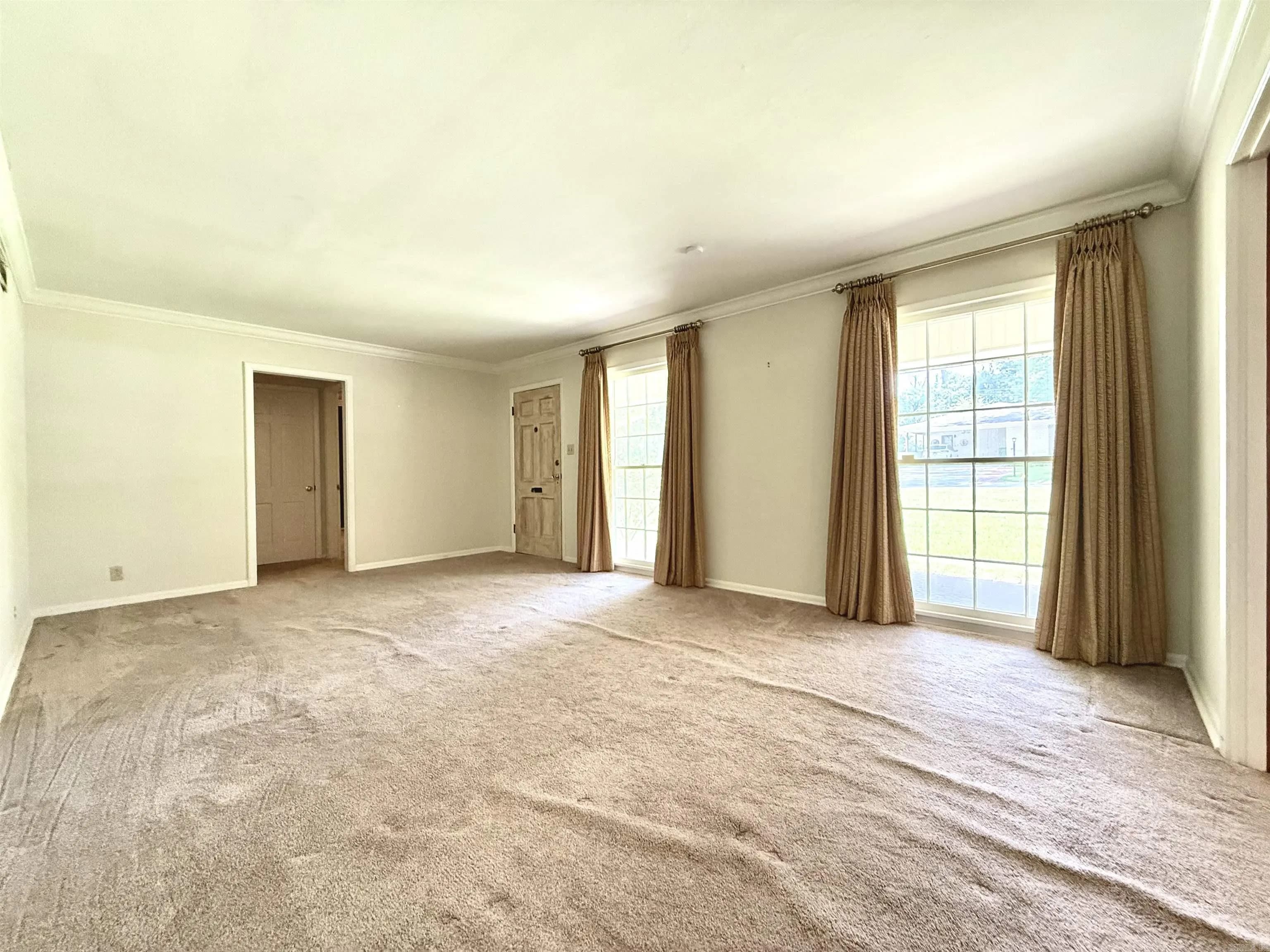 Property at 1708 W Cedar - Image 3