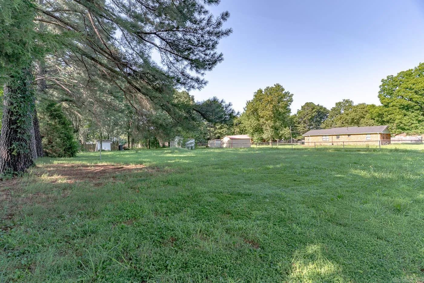 Property at 315 N Main - Image 34