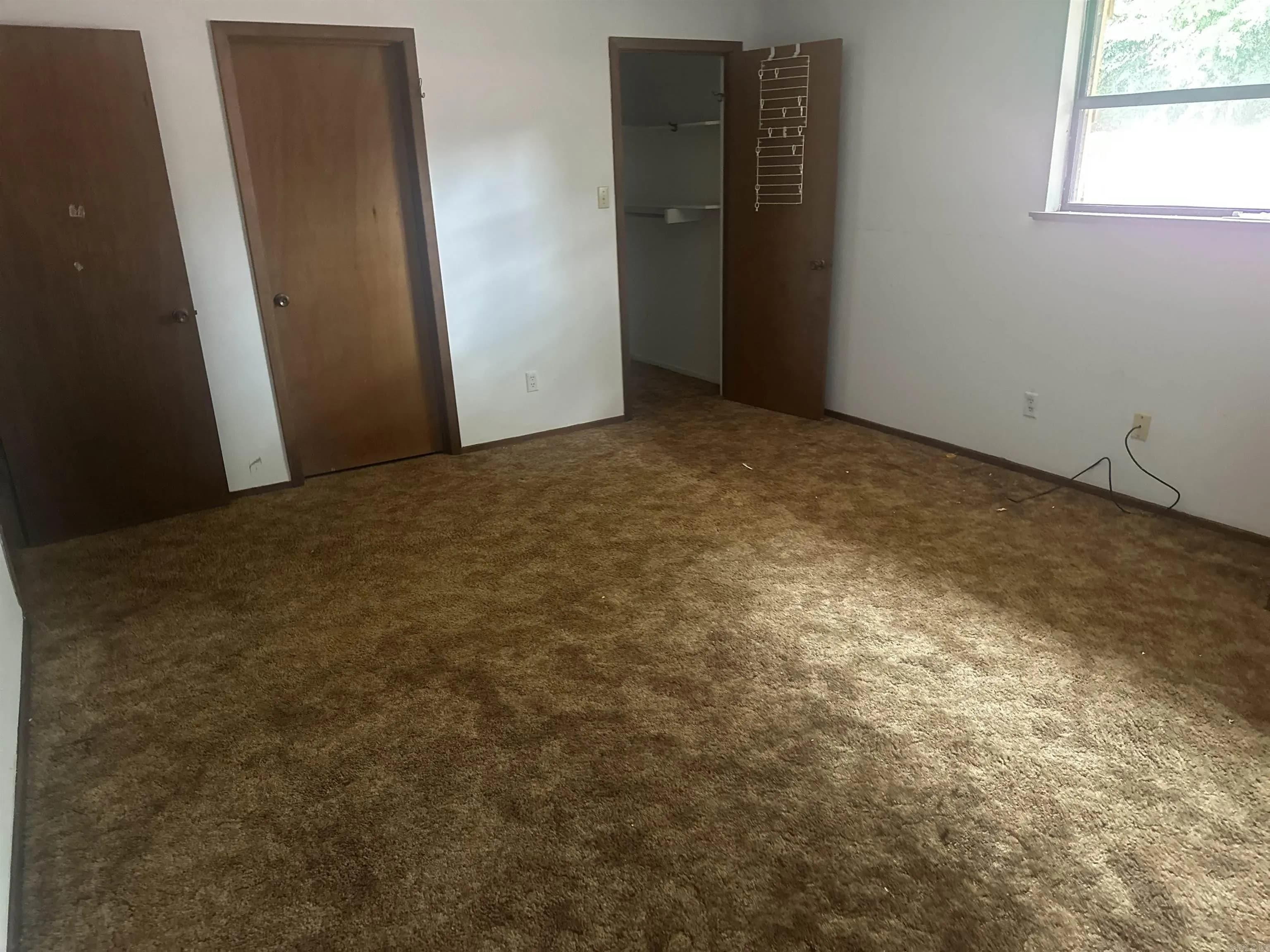 Property at 142  Leta ln - Image 12