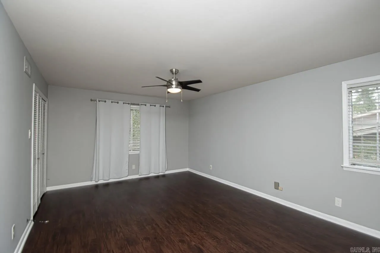 Property at 7020  Amherst - Image 20