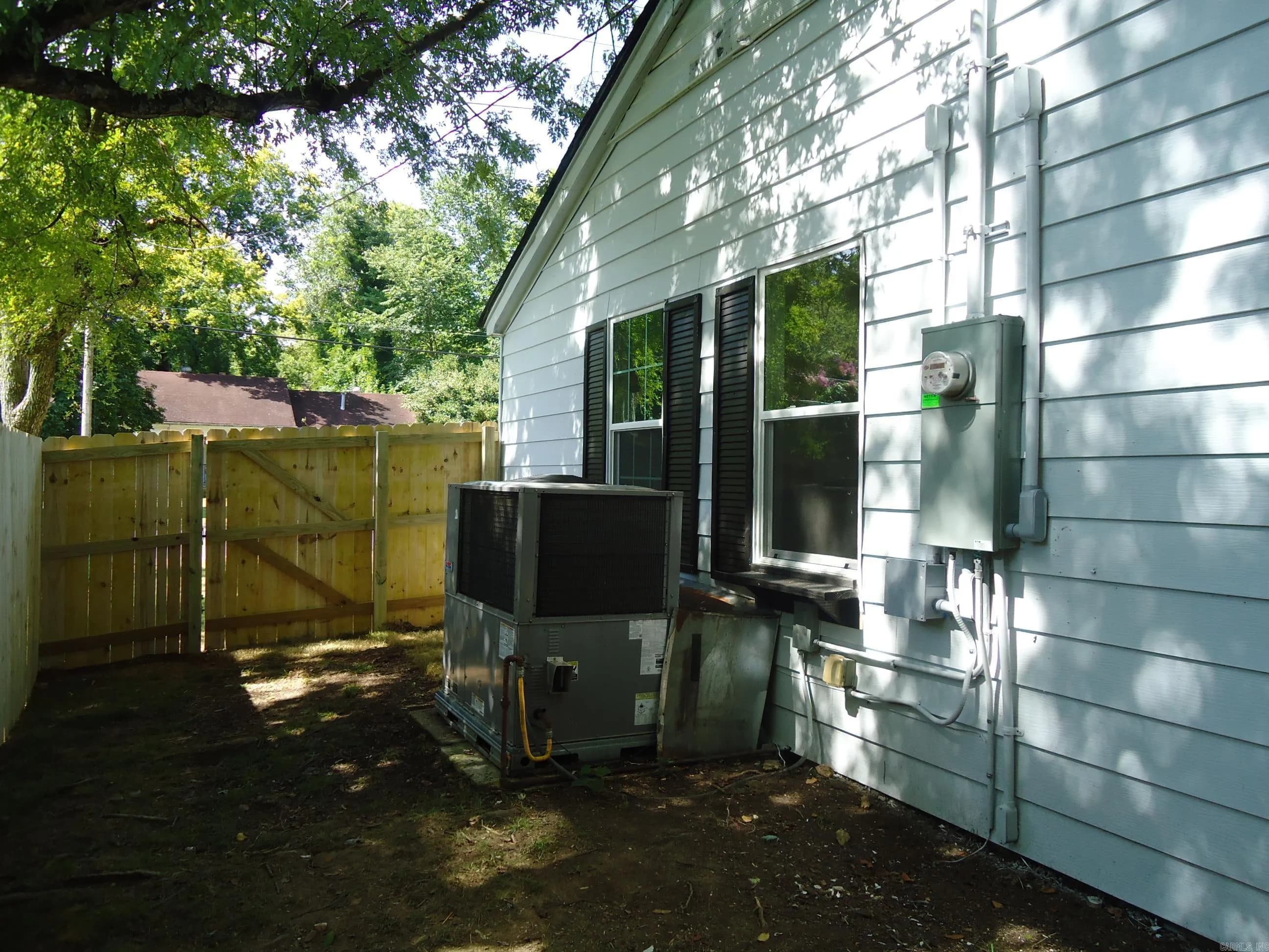 Property at 313  Laser - Image 14