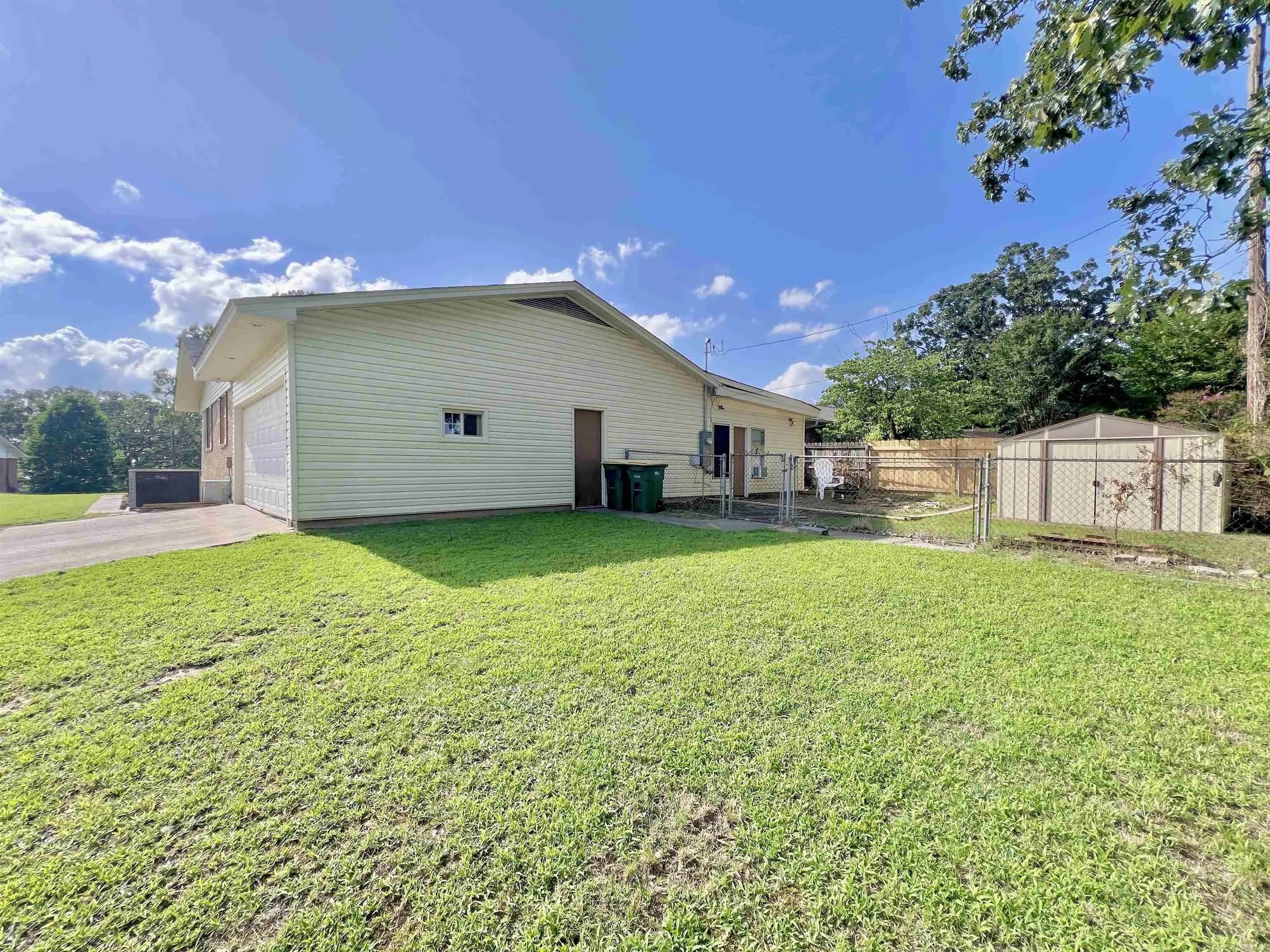Property at 5600 N Locust street - Image 30