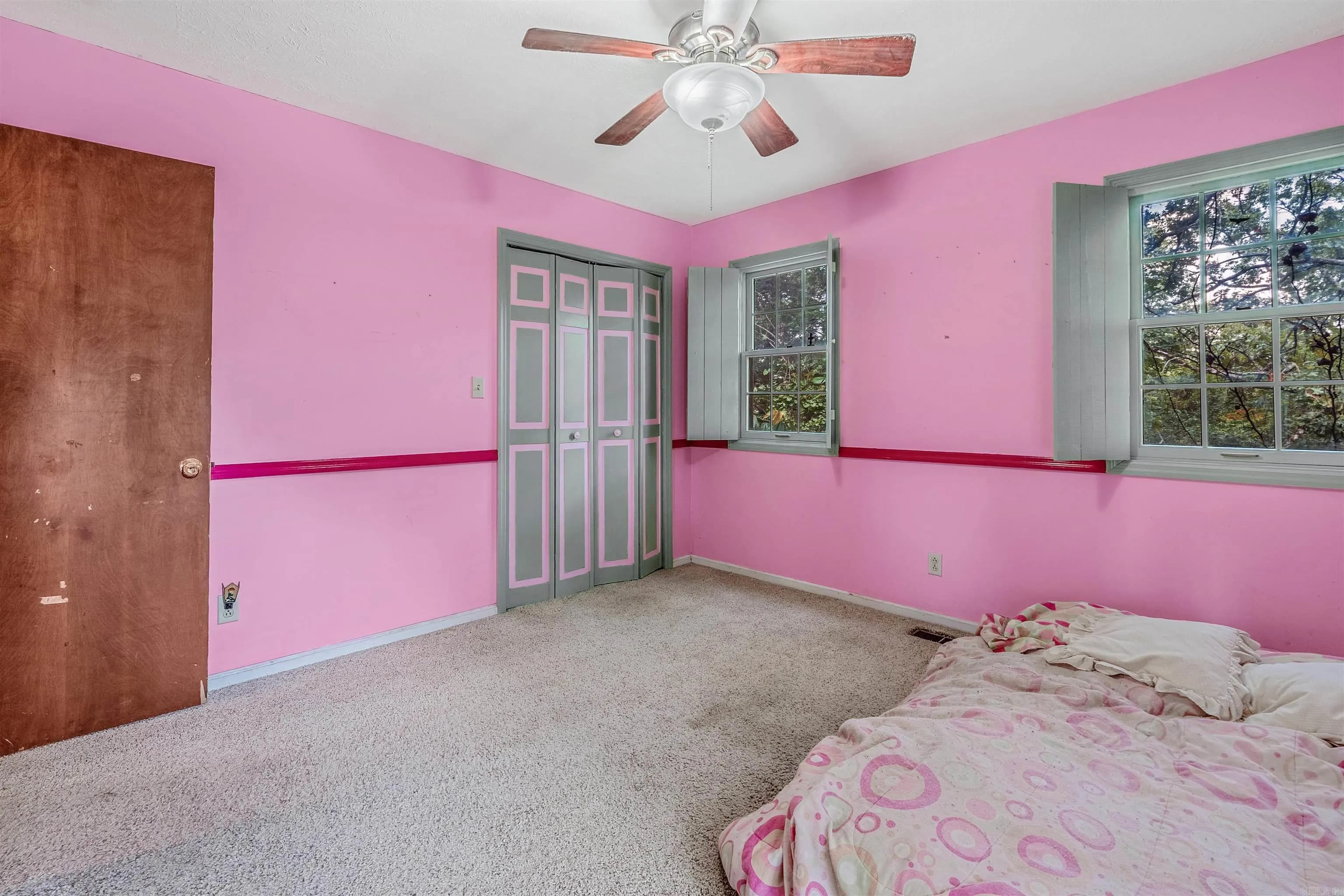 Property at 189  Katie - Image 17