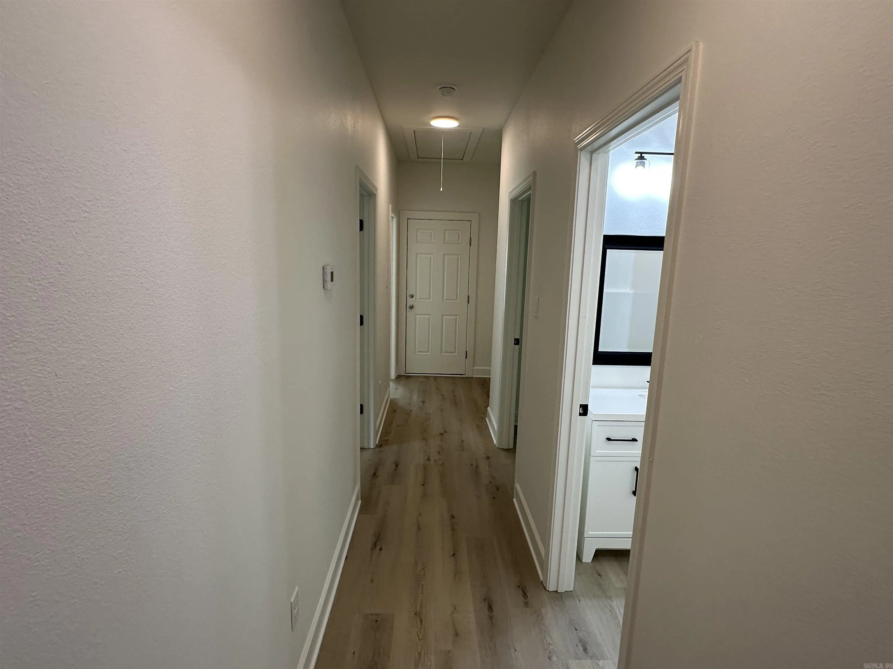 Property at 2218  Nichols - Image 21