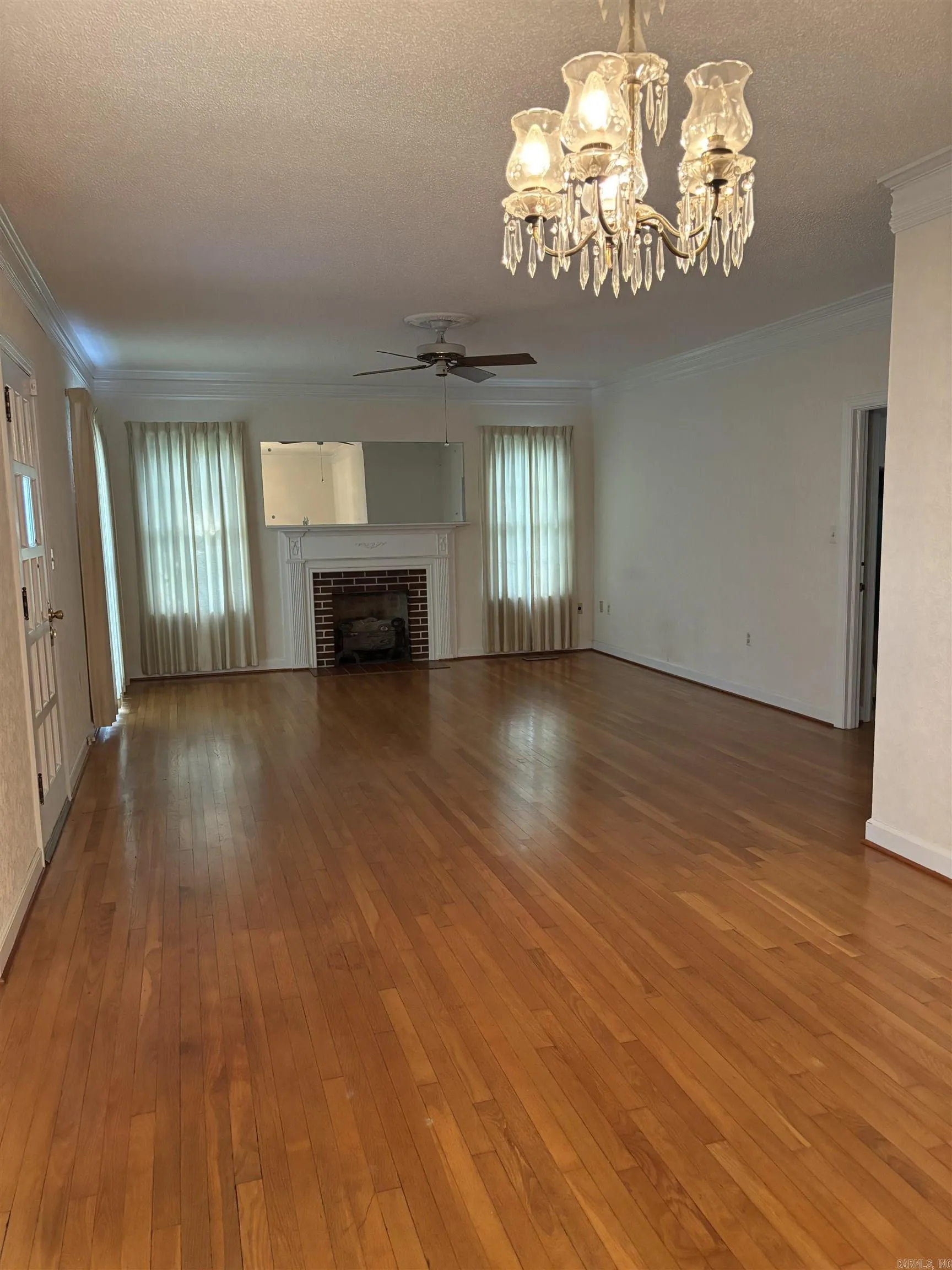 Property at 319  Mississippi - Image 4