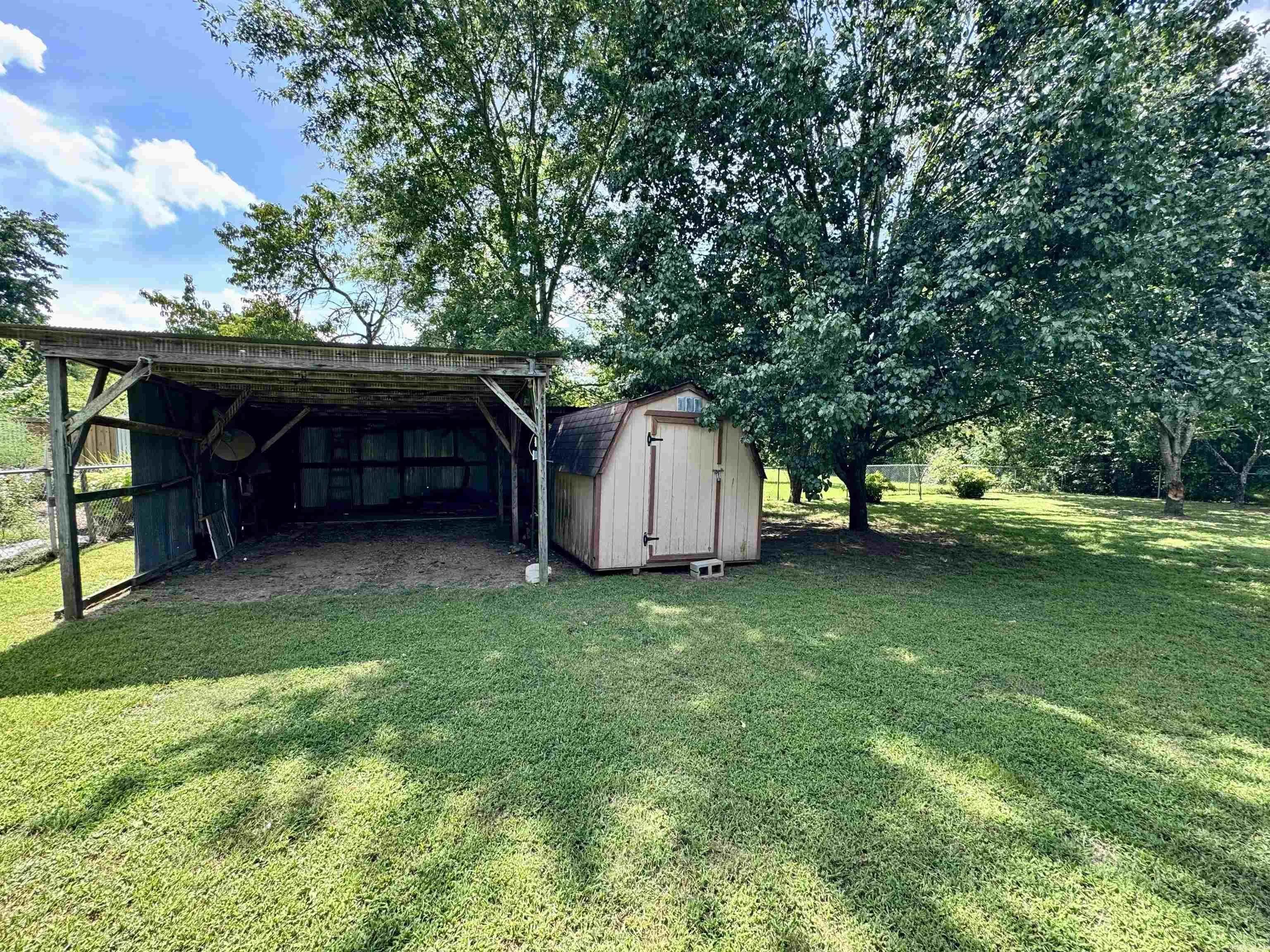 Property at 141  Gaff - Image 15