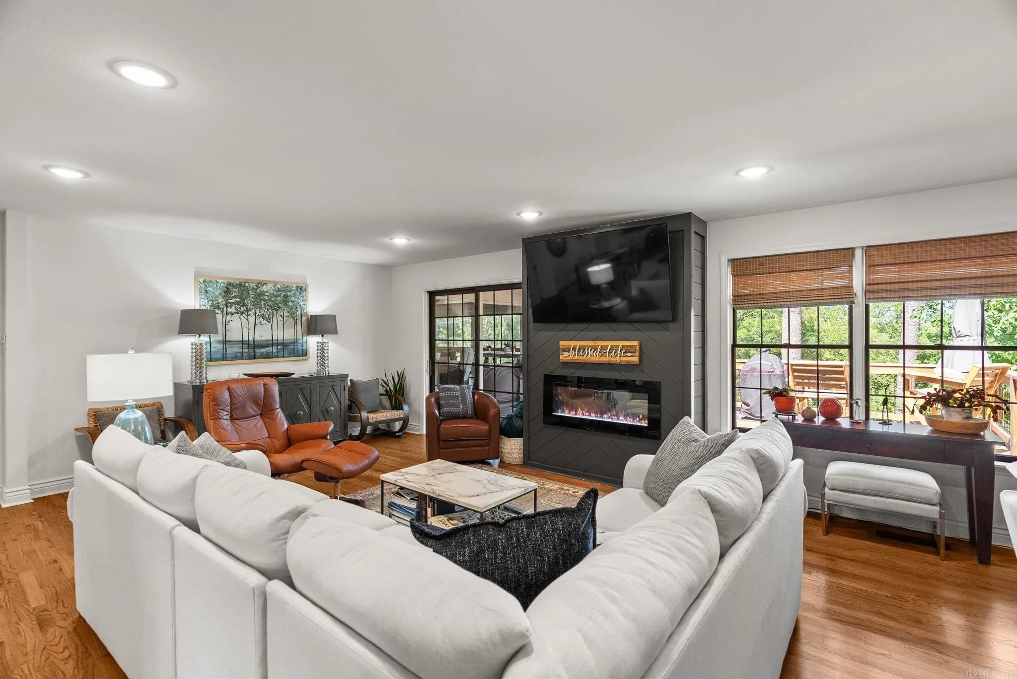 Property at 38  Pine manor - Image 13