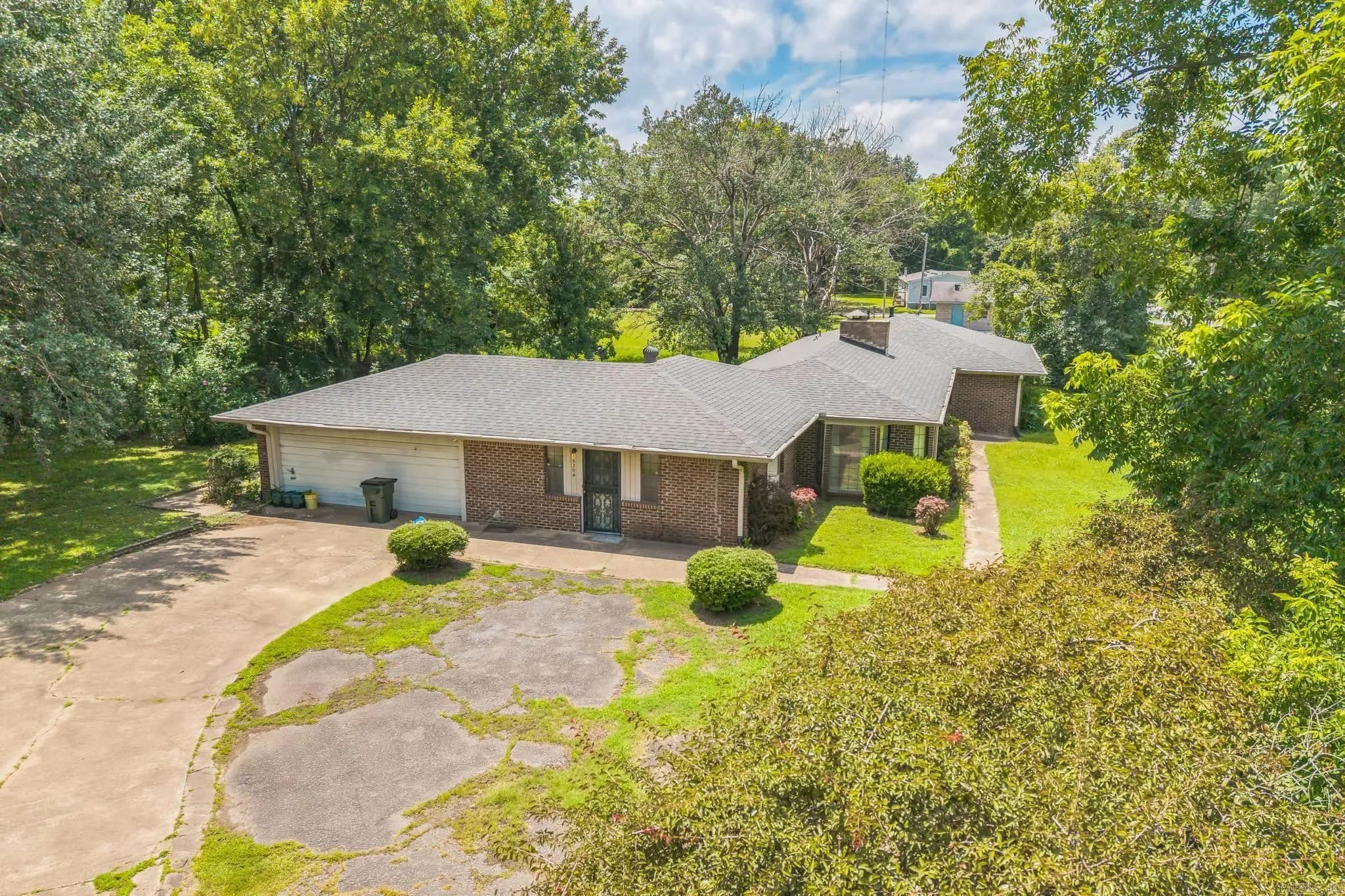 Property at 16304 S Hwy 365 - Image 3