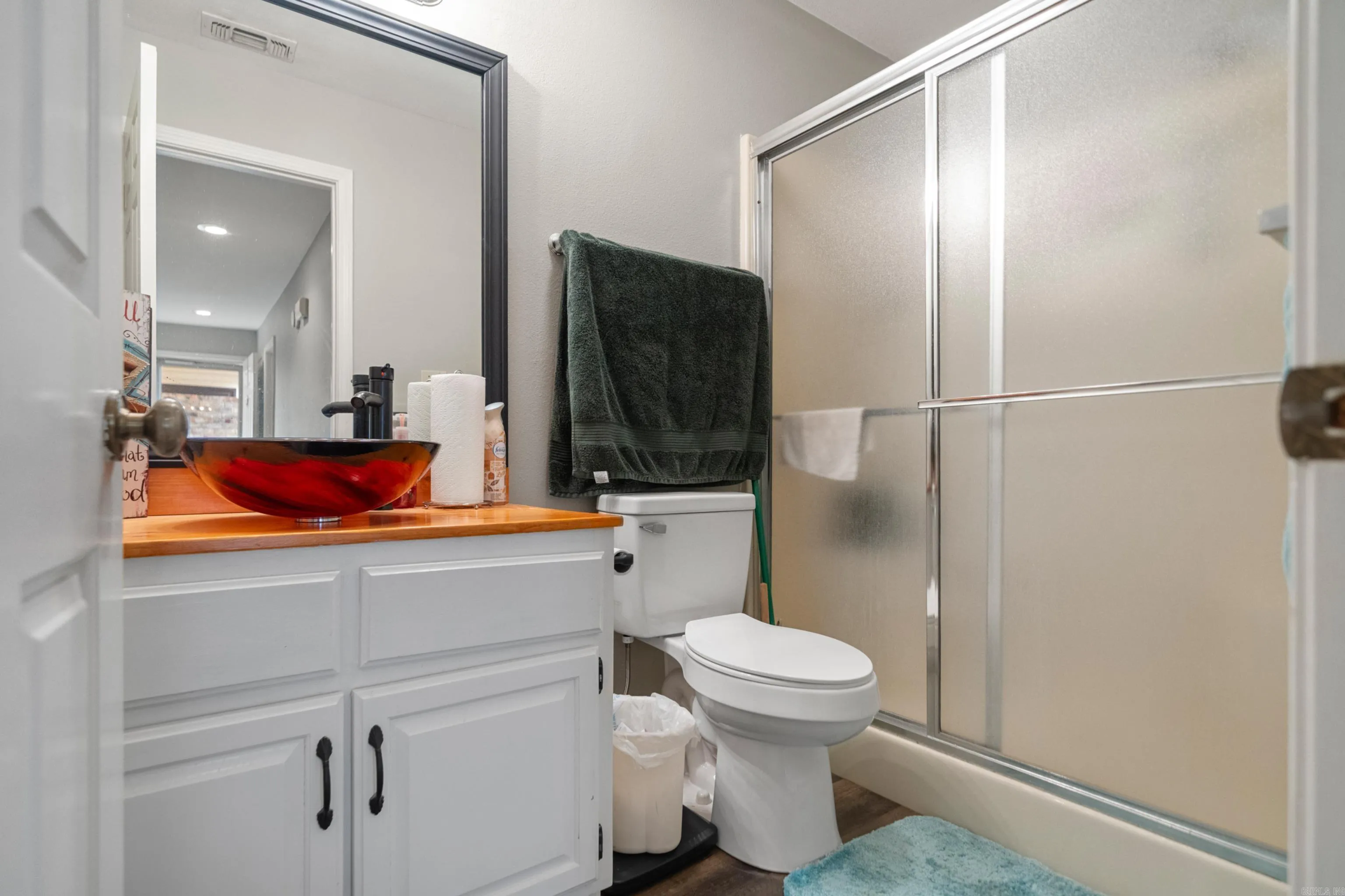 Property at 10  Steeplechase - Image 20