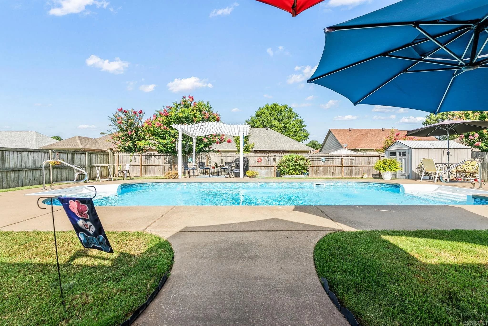 Property at 1325  Crosspoint rd. - Image 37