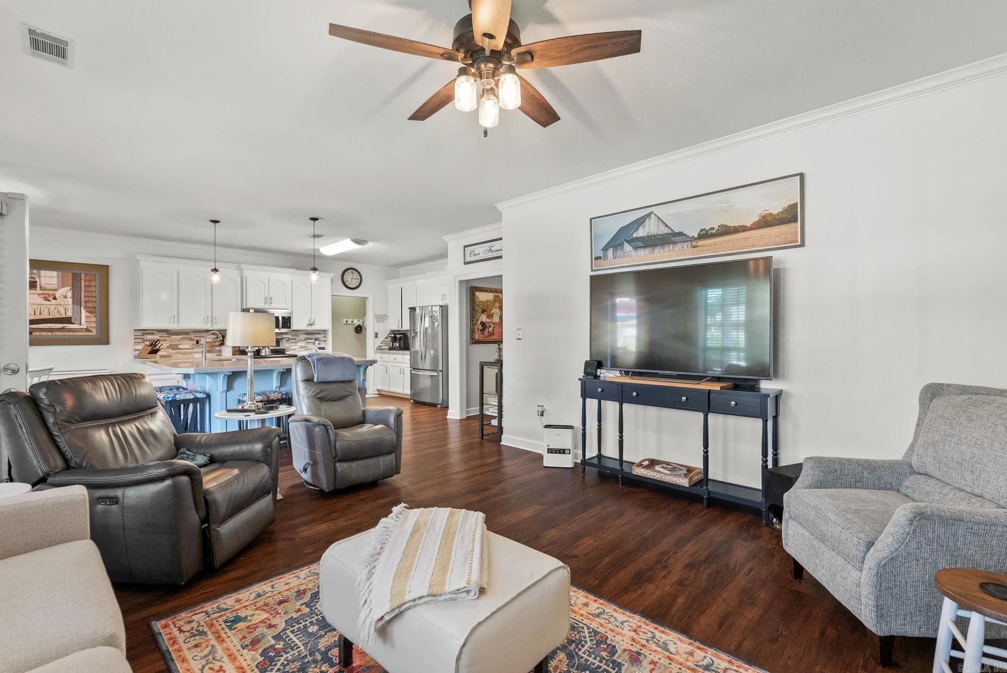 Property at 1325  Crosspoint rd. - Image 11