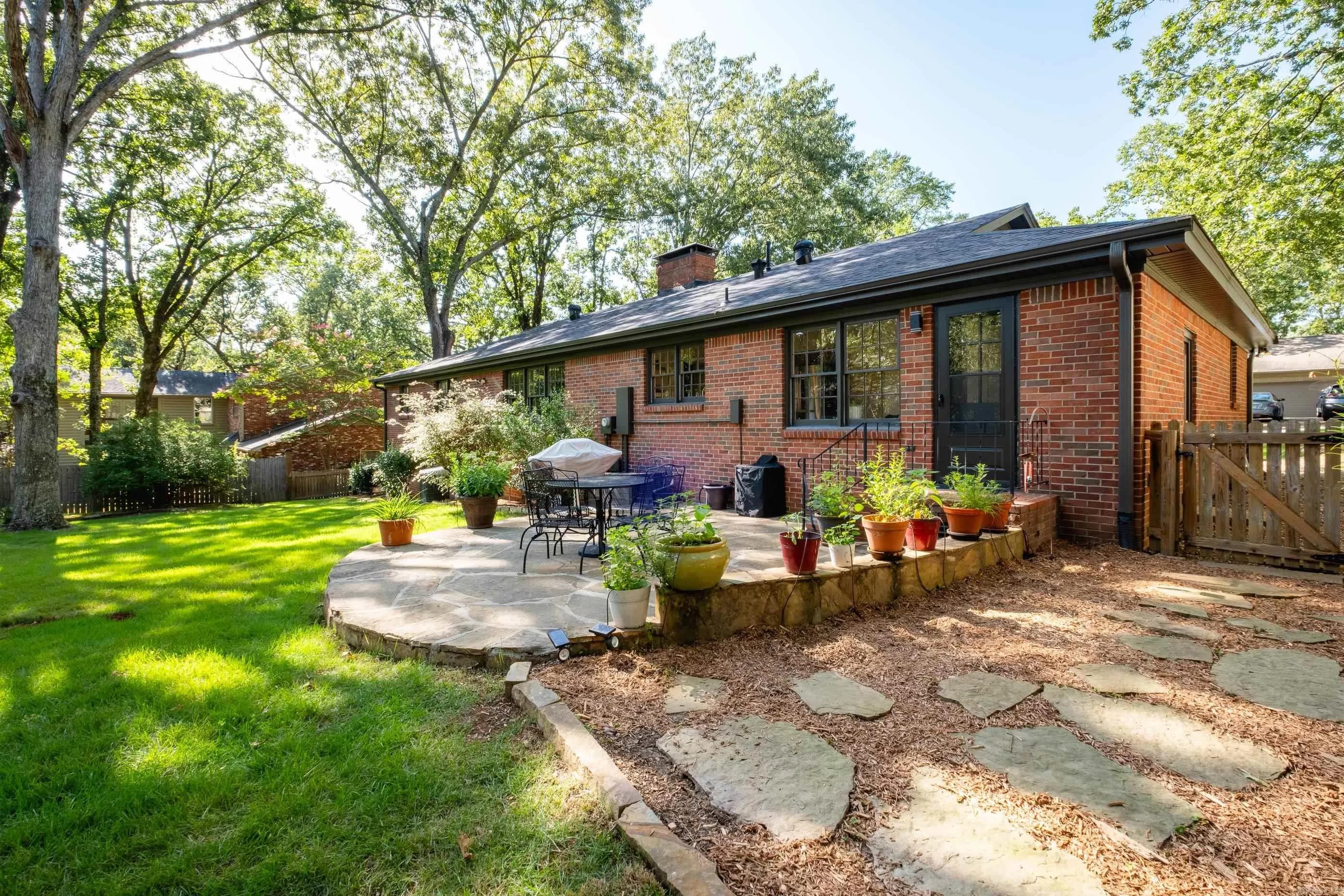 Property at 62  Cimarron valley - Image 45