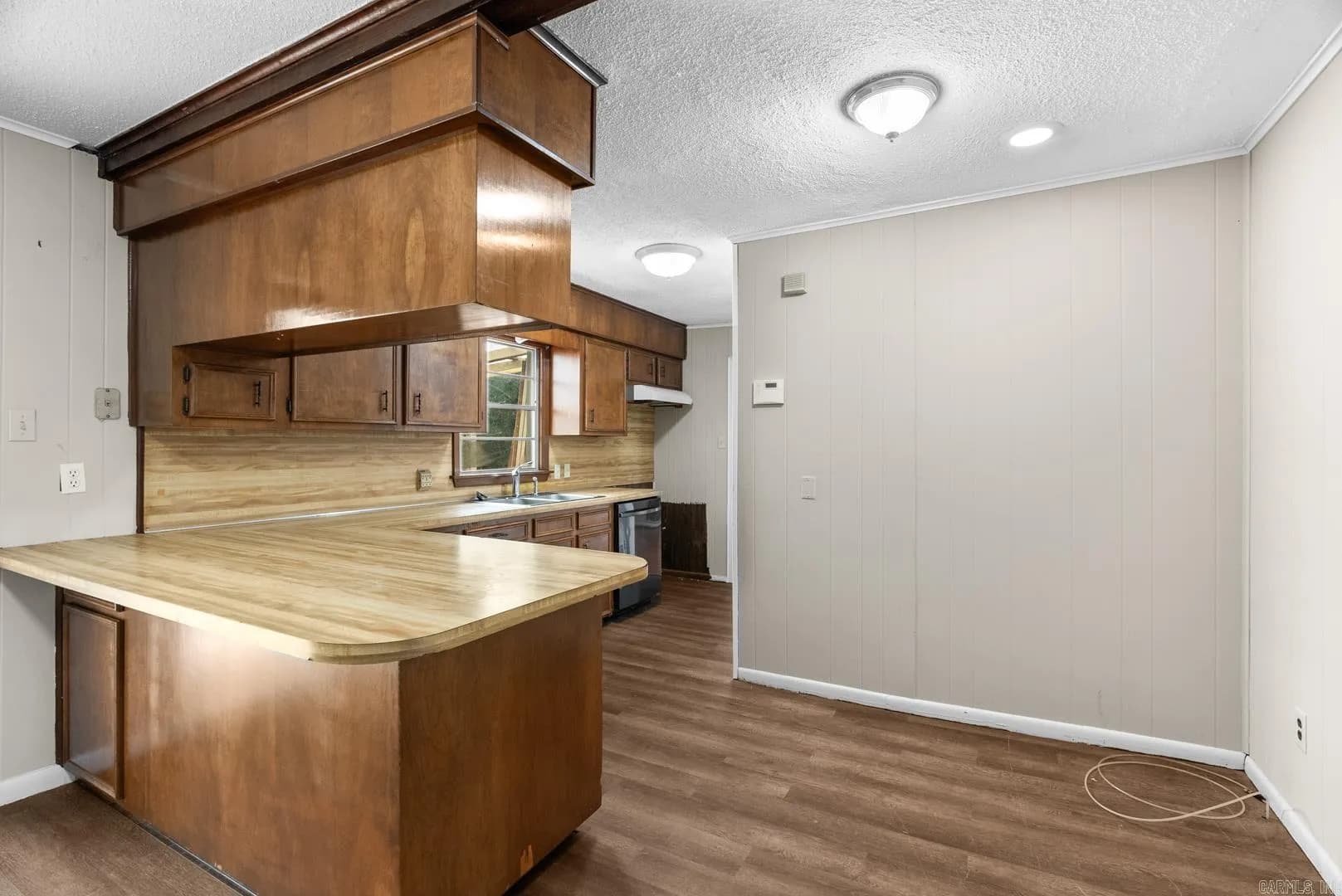 Property at 8012  Westwood - Image 16