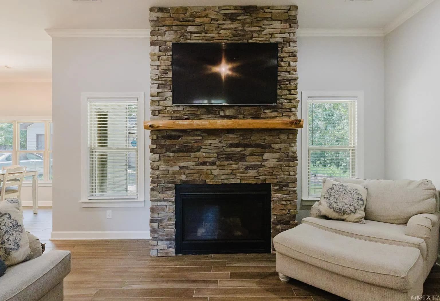 Property at 1017  Mobeth - Image 13