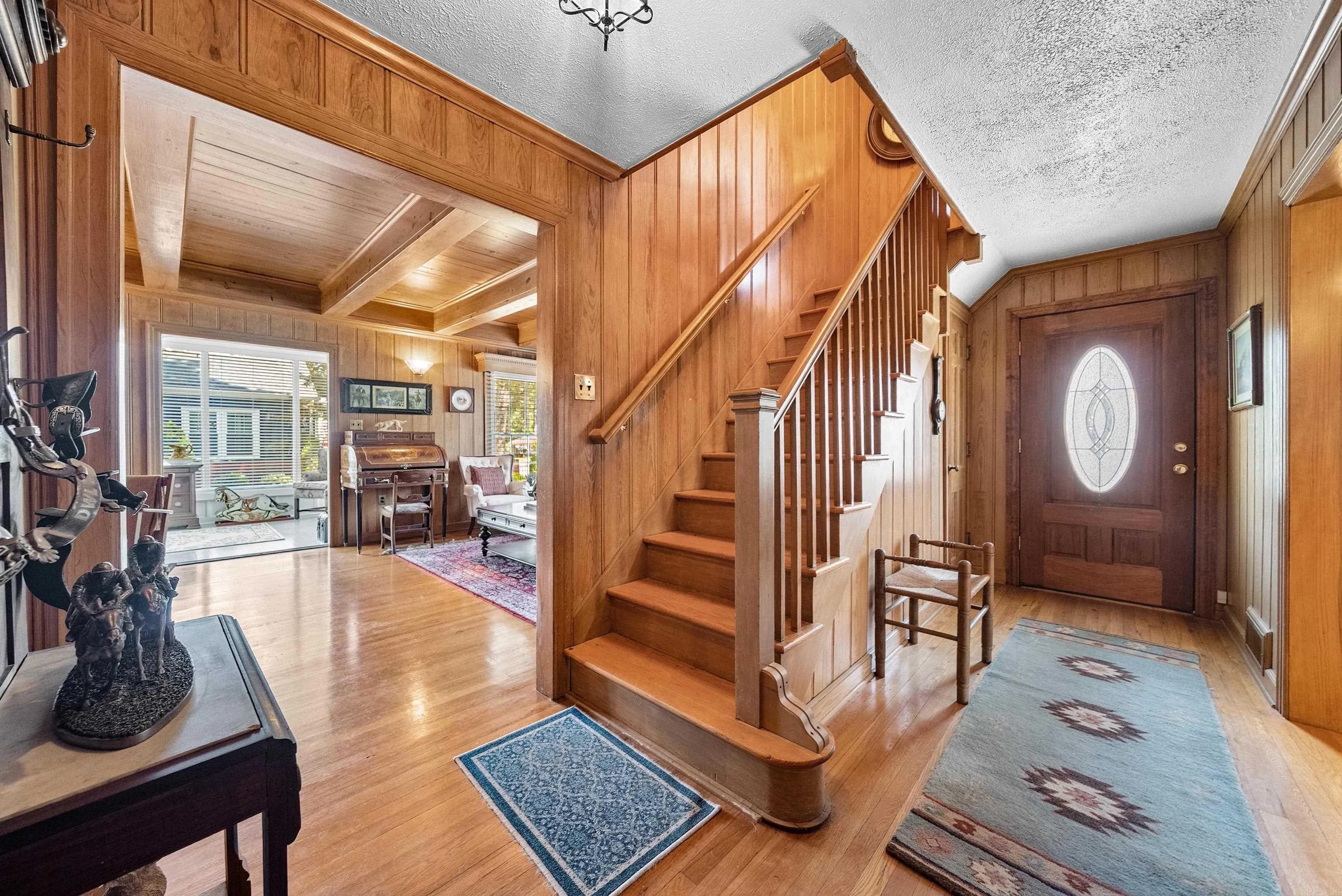 Property at 113  Trivista right - Image 4