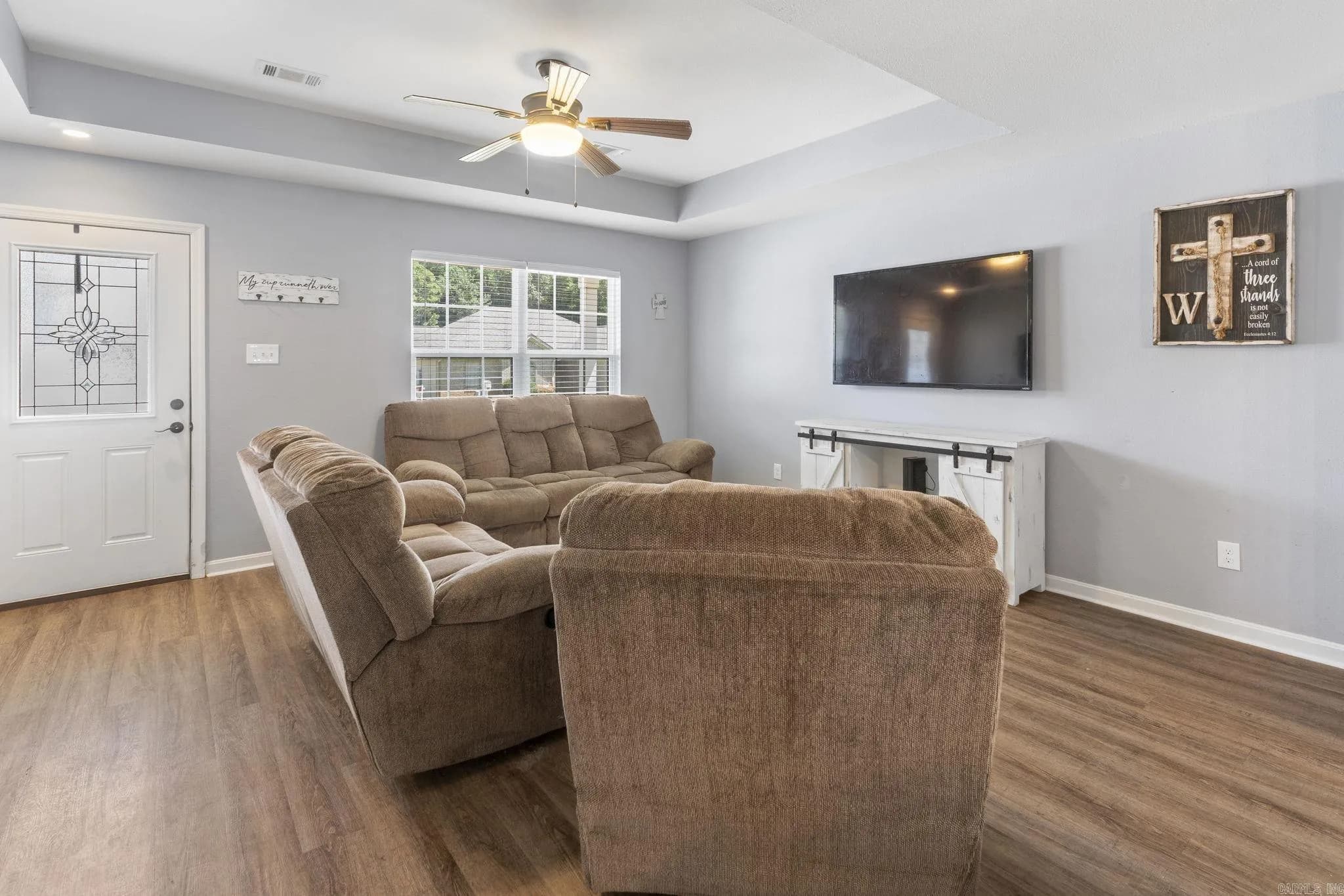 Property at 534  Wisteria - Image 6