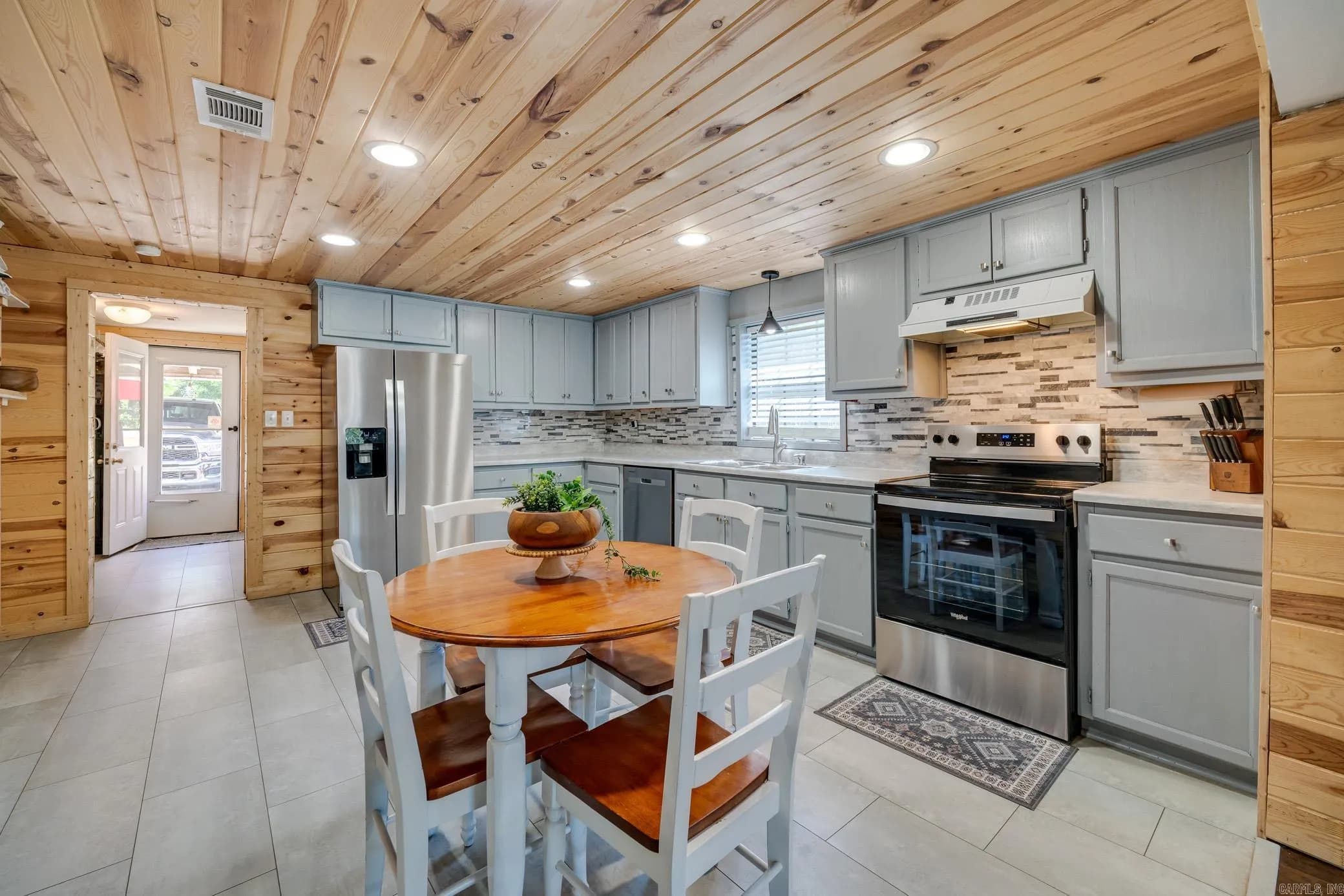 Property at 700 E Hwy 225 - Image 12
