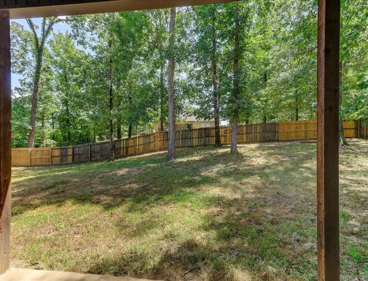 Property at 204  Luek - Image 35