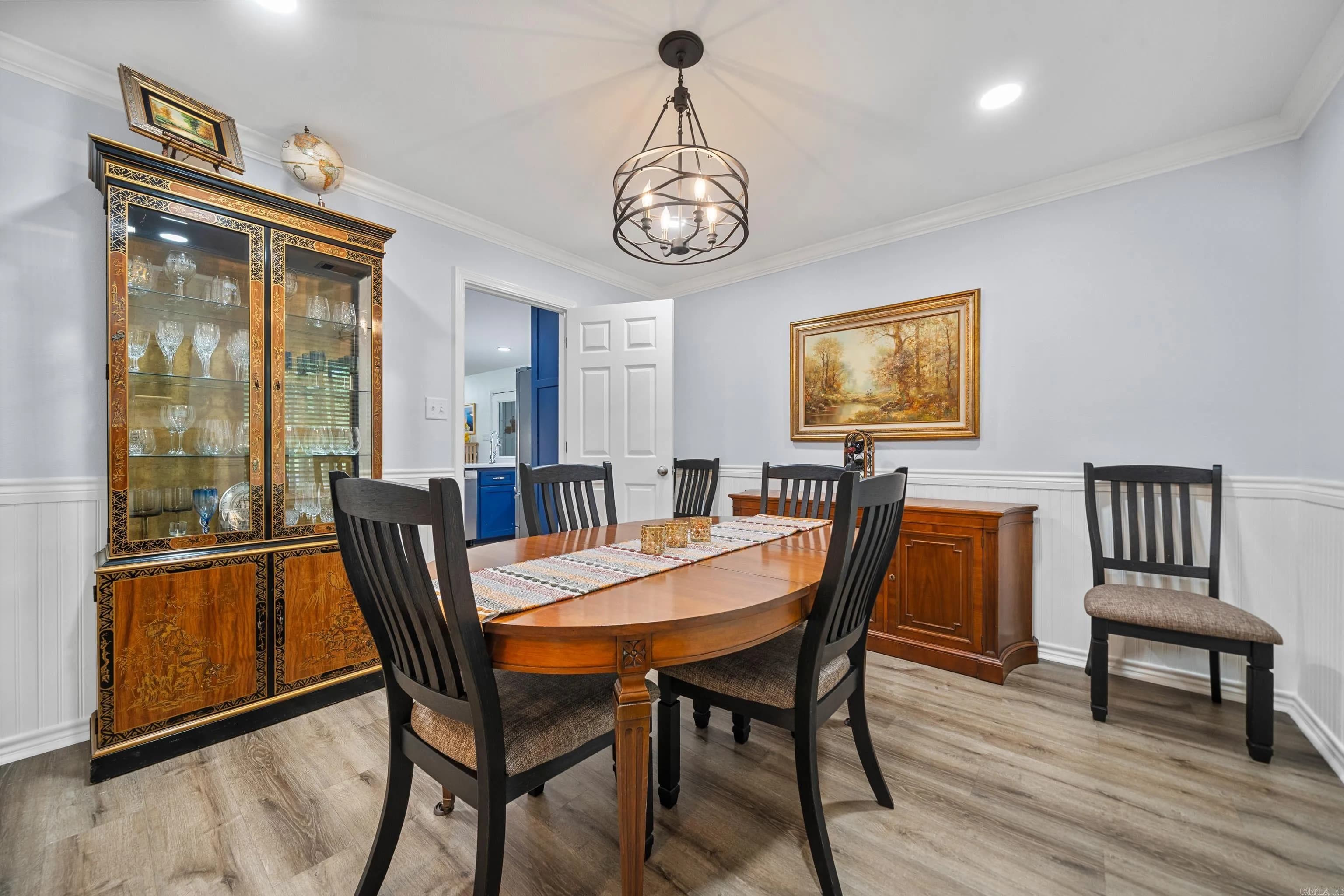 Property at 112  Carnation - Image 17