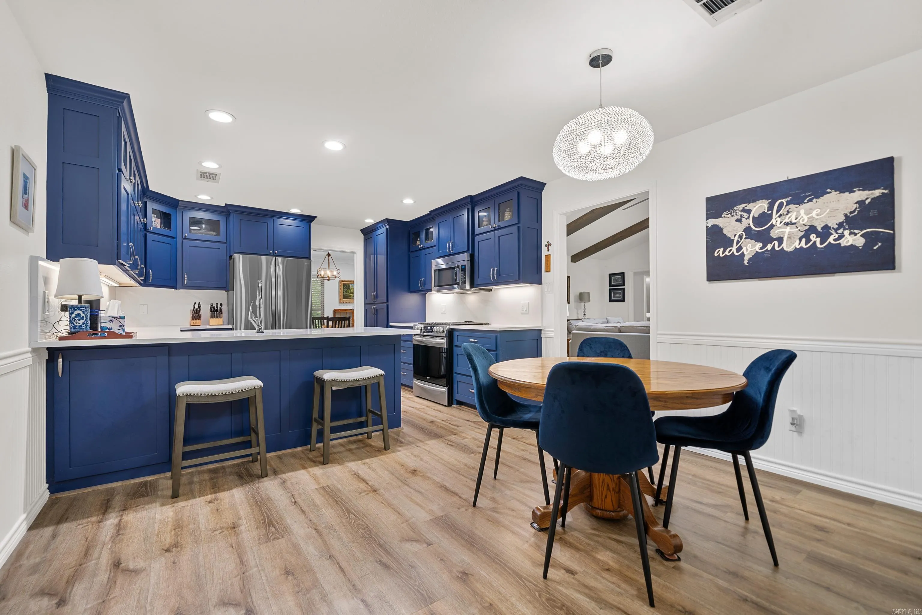 Property at 112  Carnation - Image 15