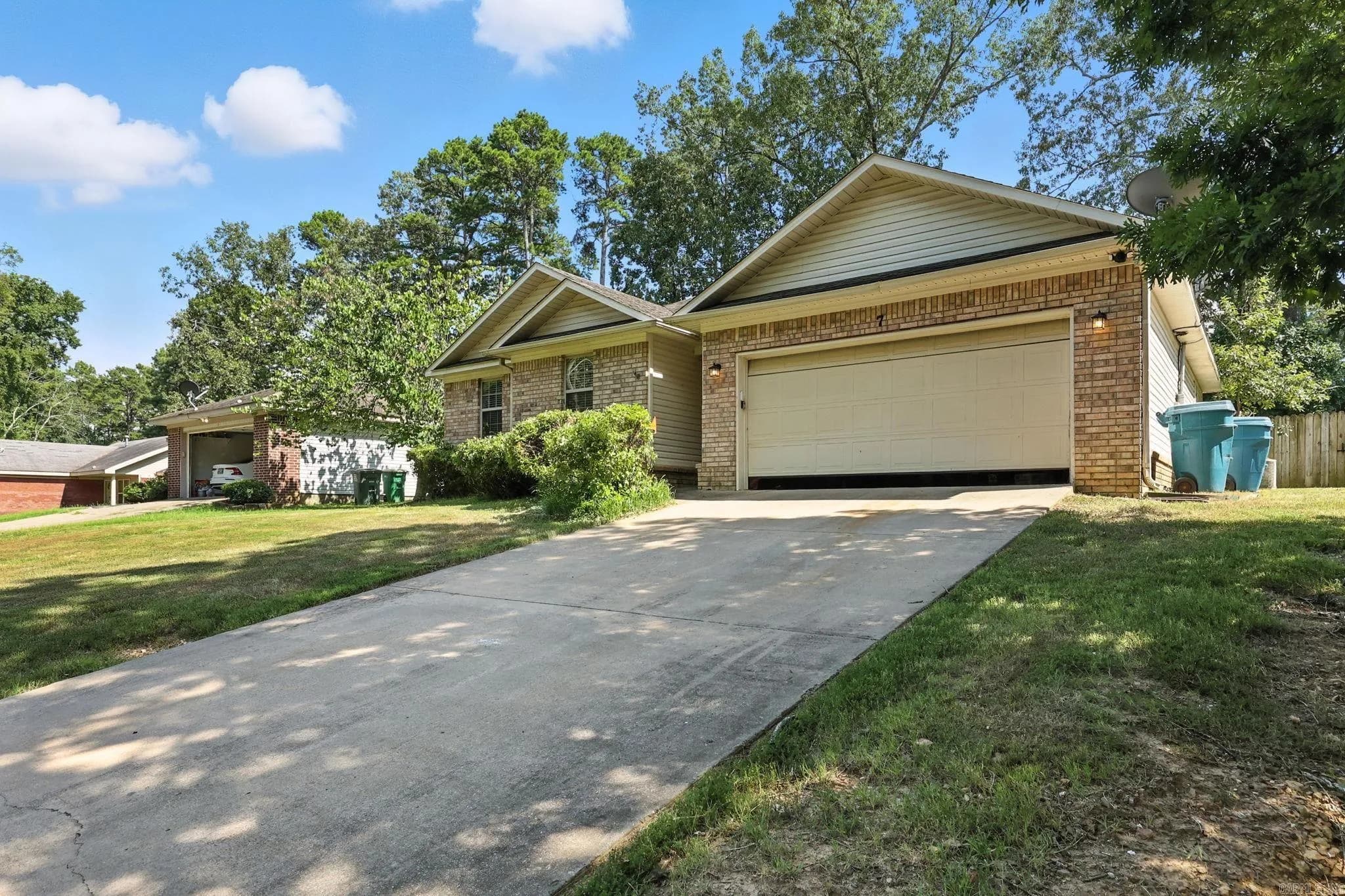 Property at 7  Lehigh court - Image 33