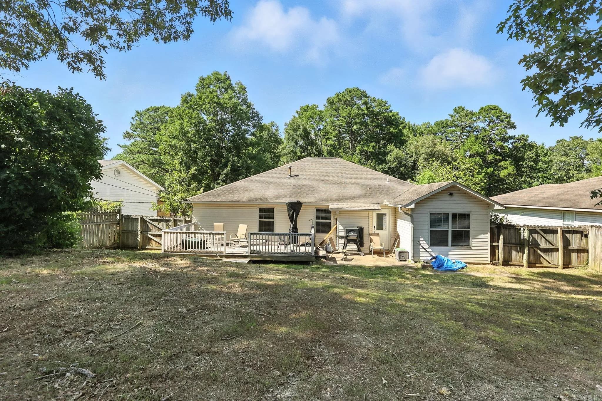 Property at 7  Lehigh court - Image 27