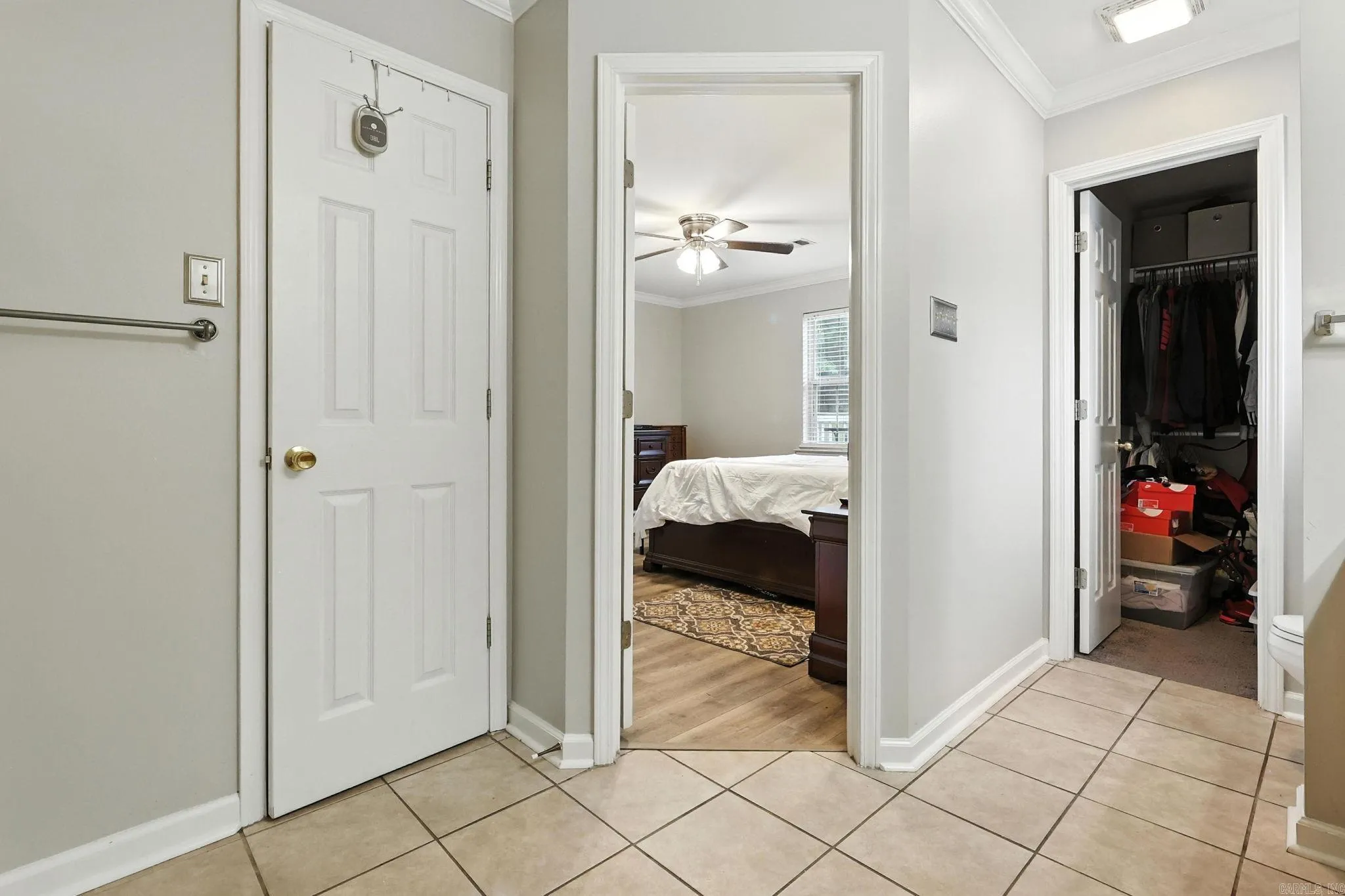 Property at 7  Lehigh court - Image 6