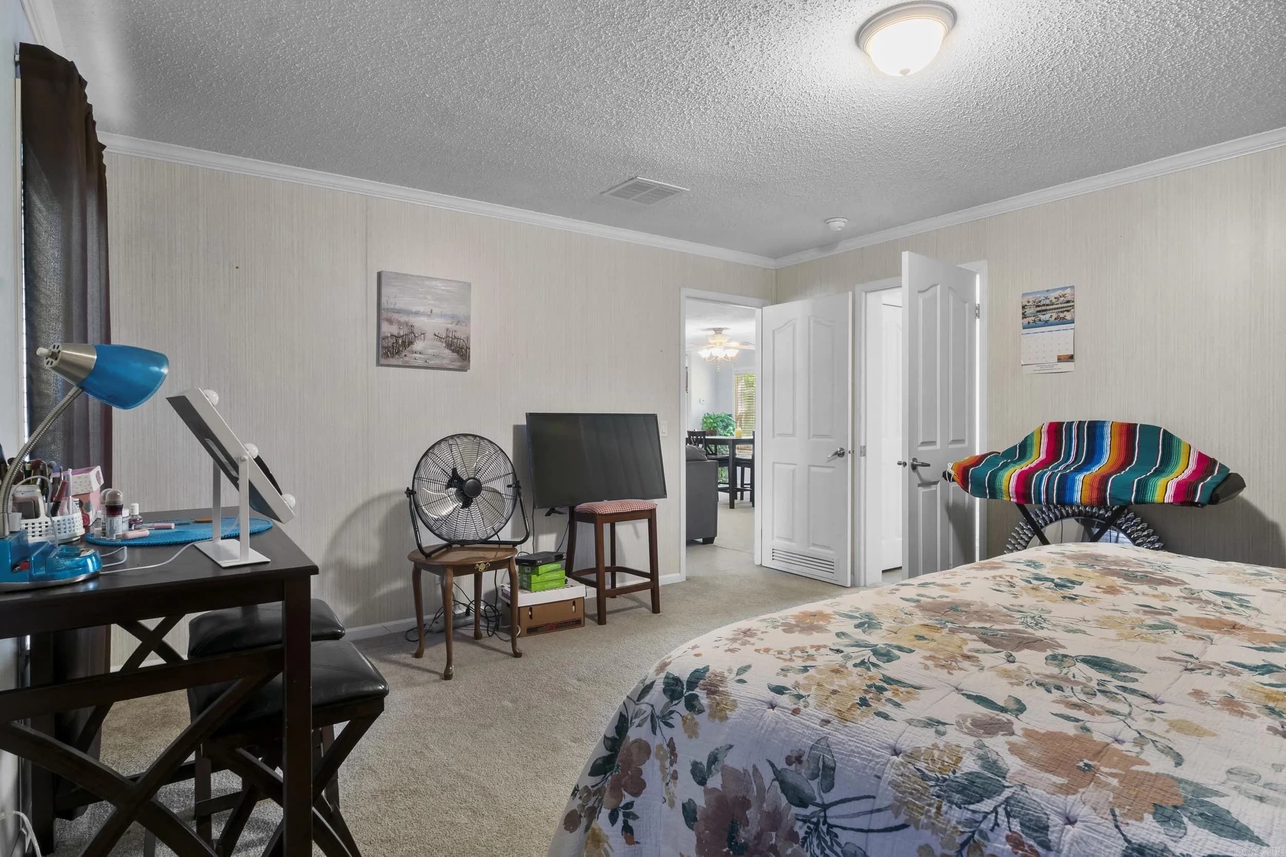 Property at 212 N Smith - Image 28