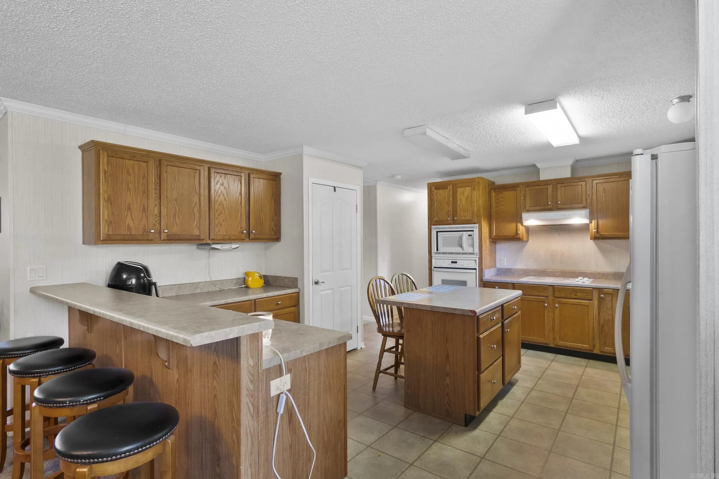 Property at 212 N Smith - Image 3