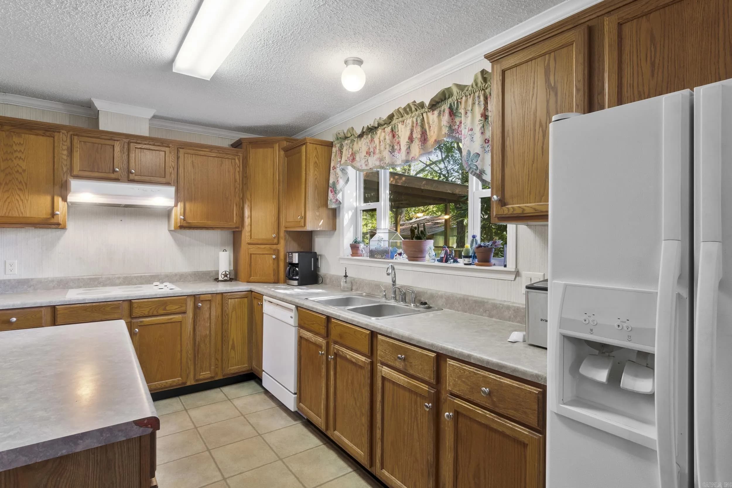 Property at 212 N Smith - Image 24