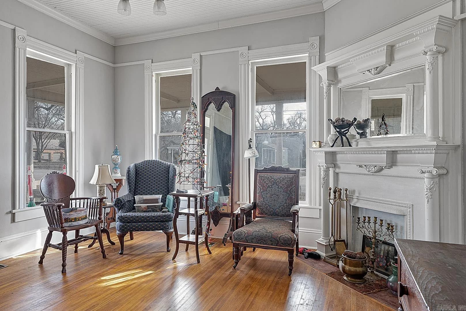 Property at 642 W Matthews - Image 7