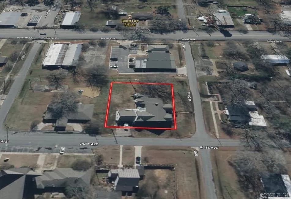 Property at 104 N 3rd - Image 4