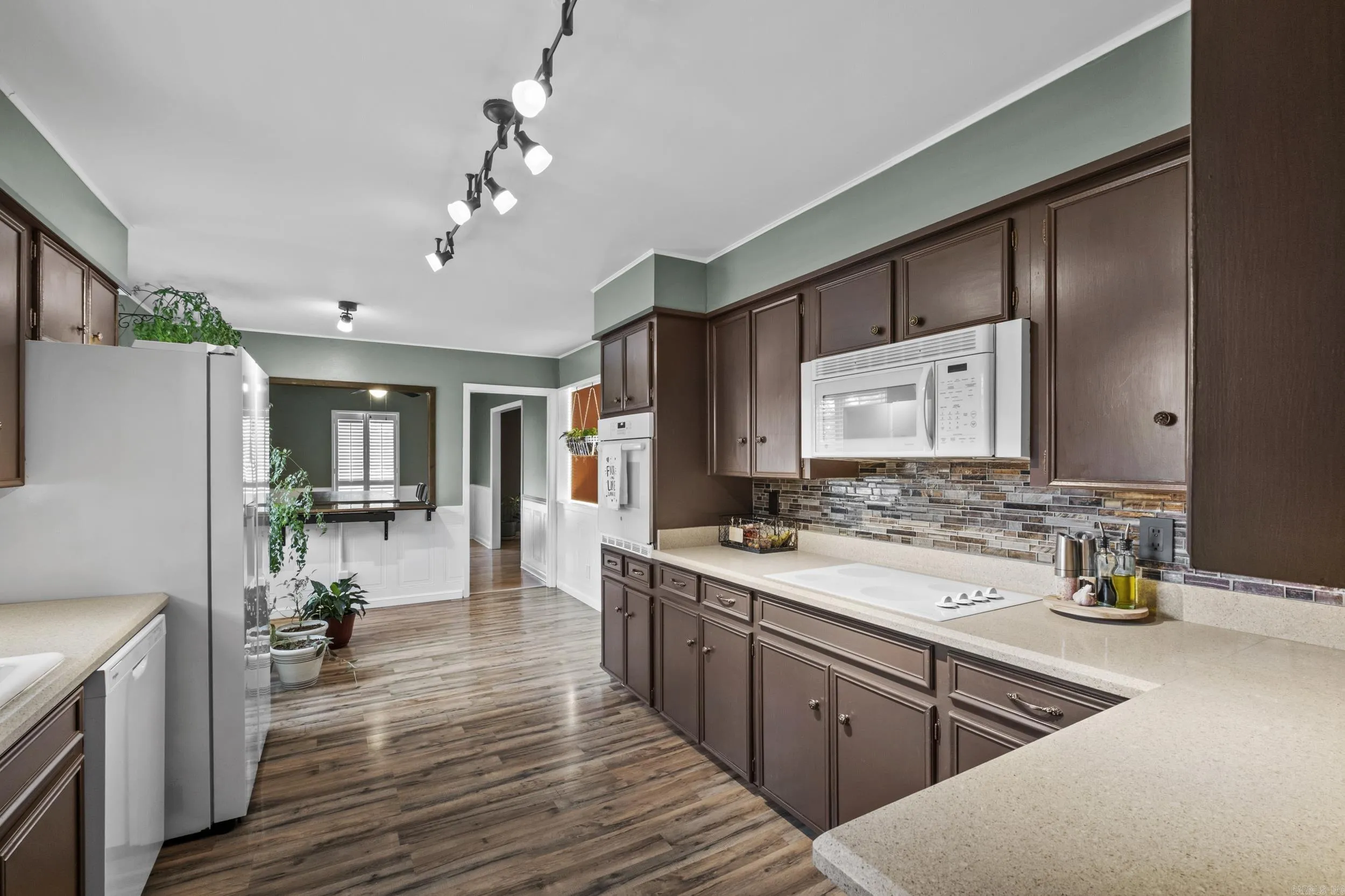 Property at 32  Desoto - Image 35