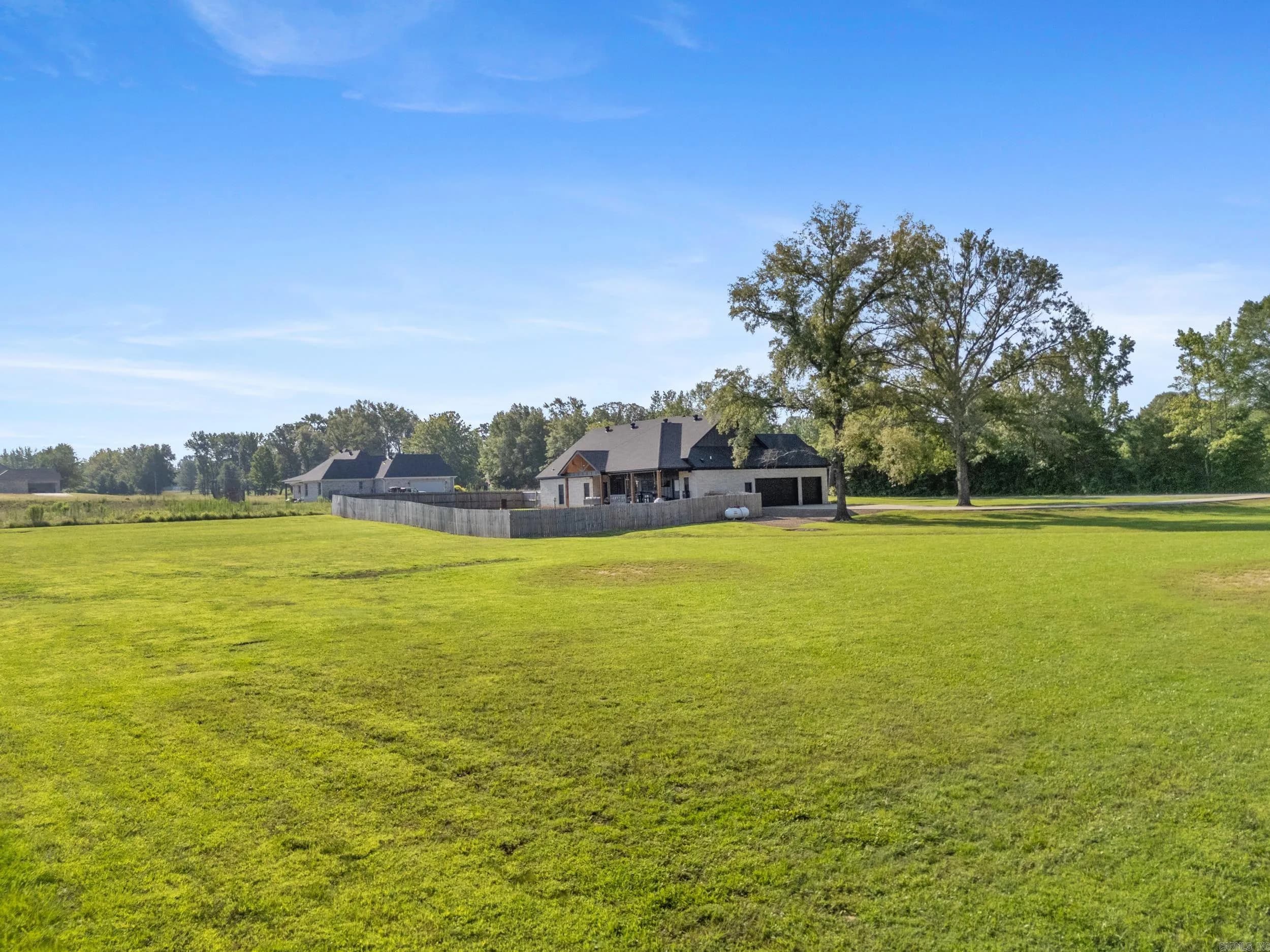 Property at 36  Union - Image 46