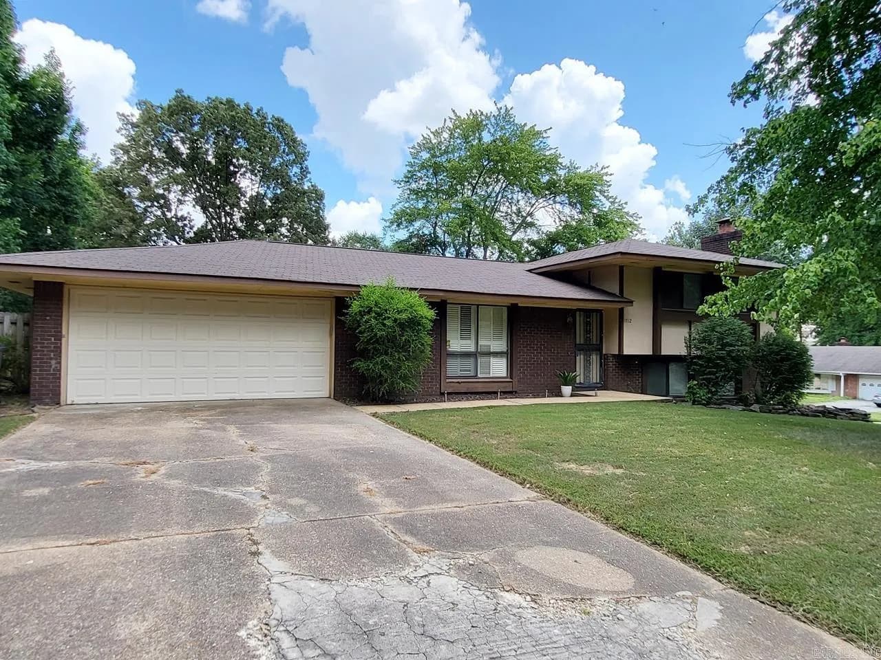 Property at 1712  Merrill cv - Image 2