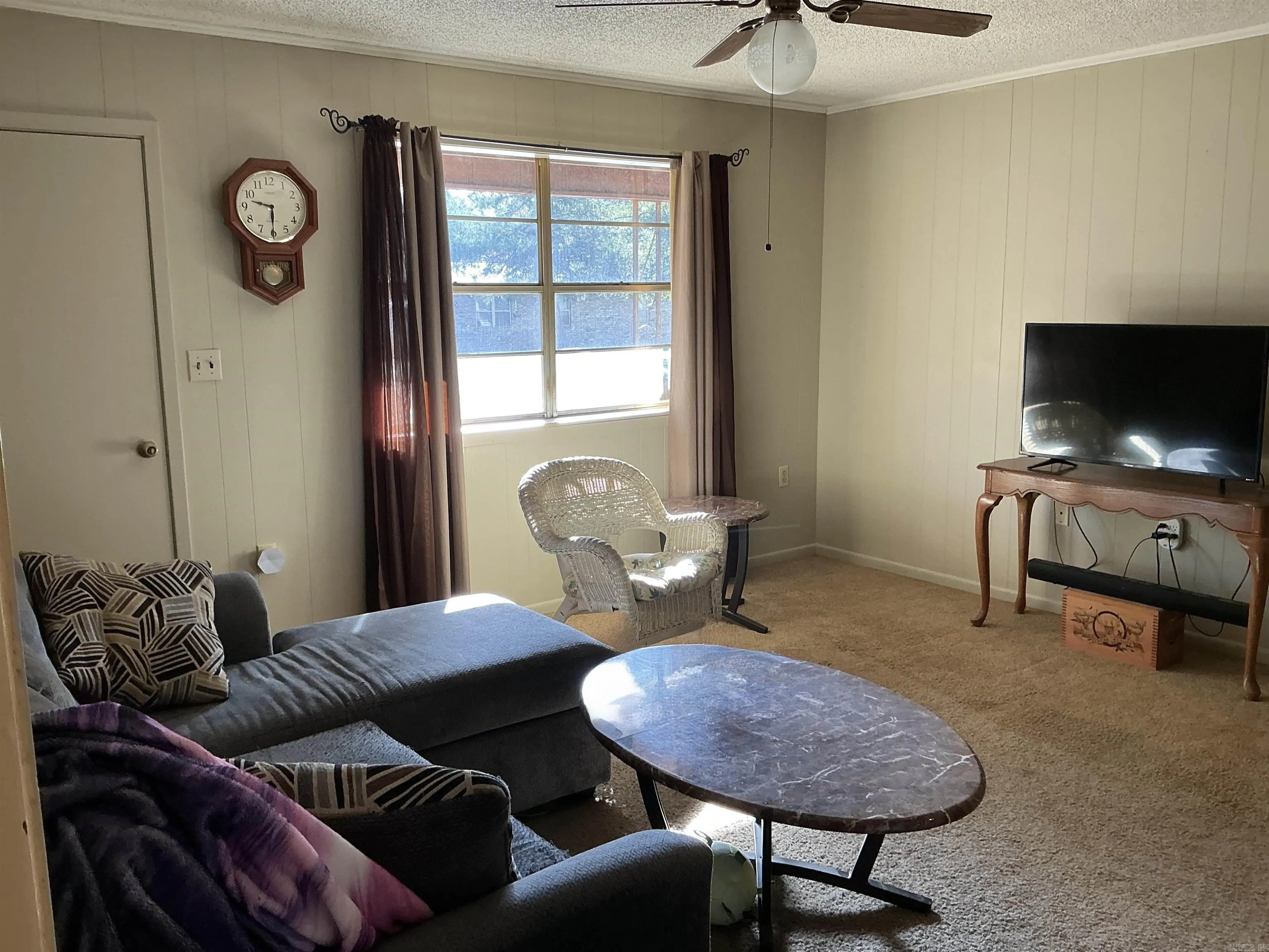 Property at 710  Central - Image 3