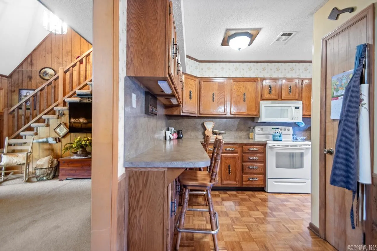 Property at 1707  Johnswood - Image 20