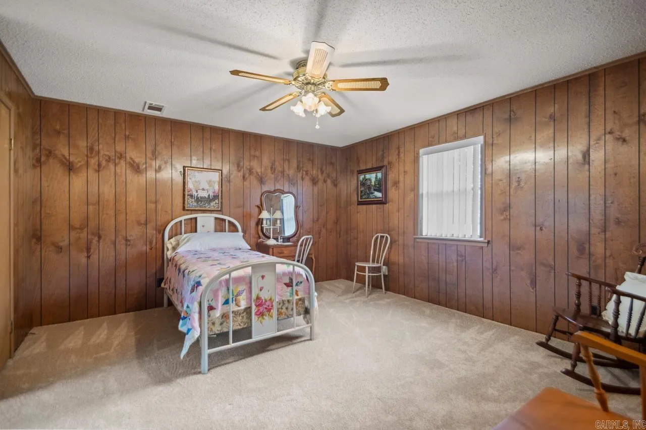 Property at 1707  Johnswood - Image 34