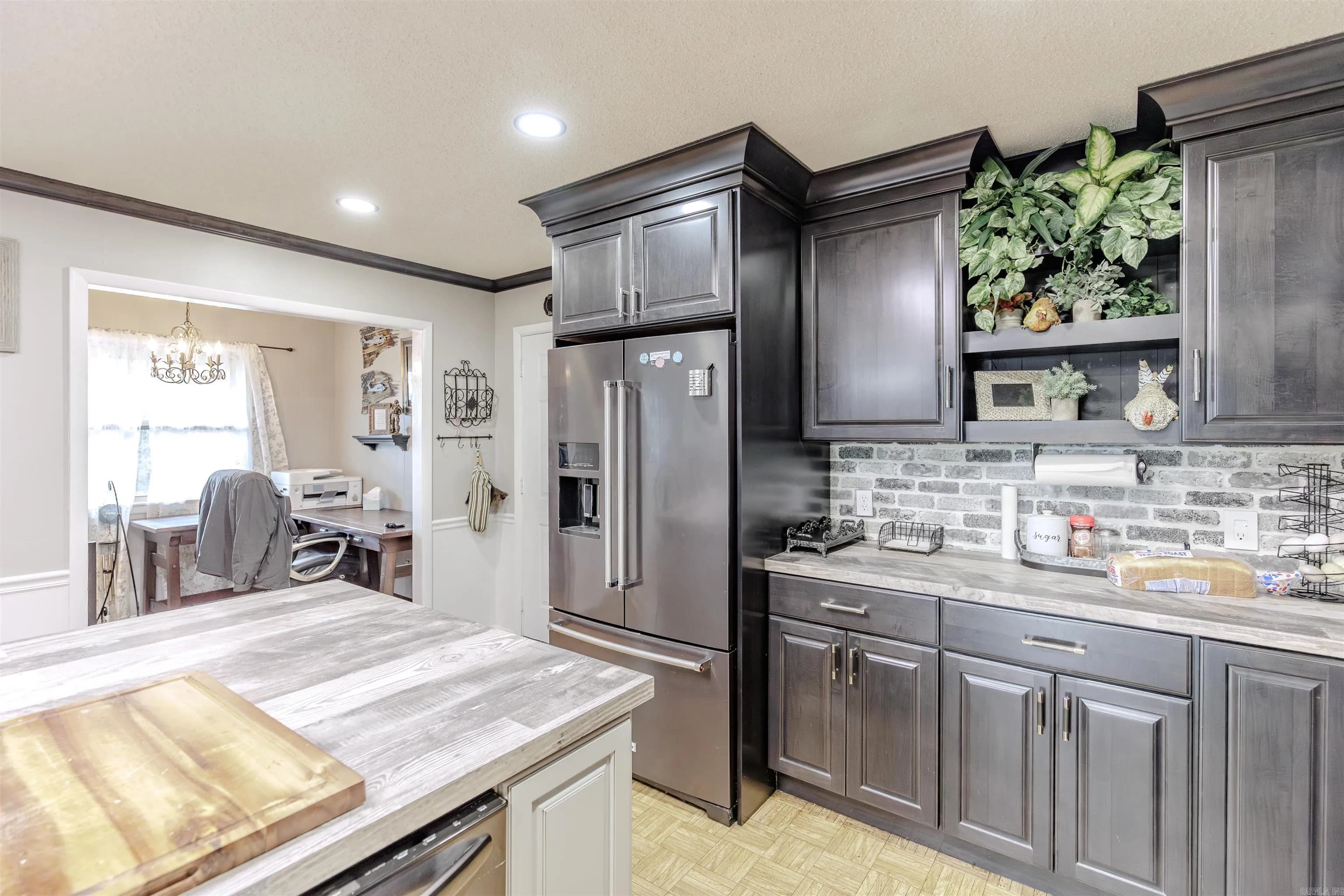 Property at 1717 N Fourche - Image 11